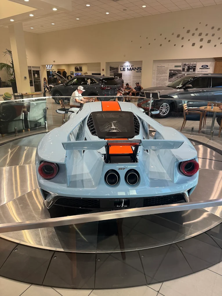 Sarasota Ford Showroom