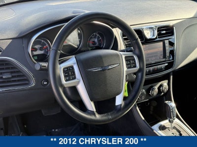 2012 Chrysler 200 Limited