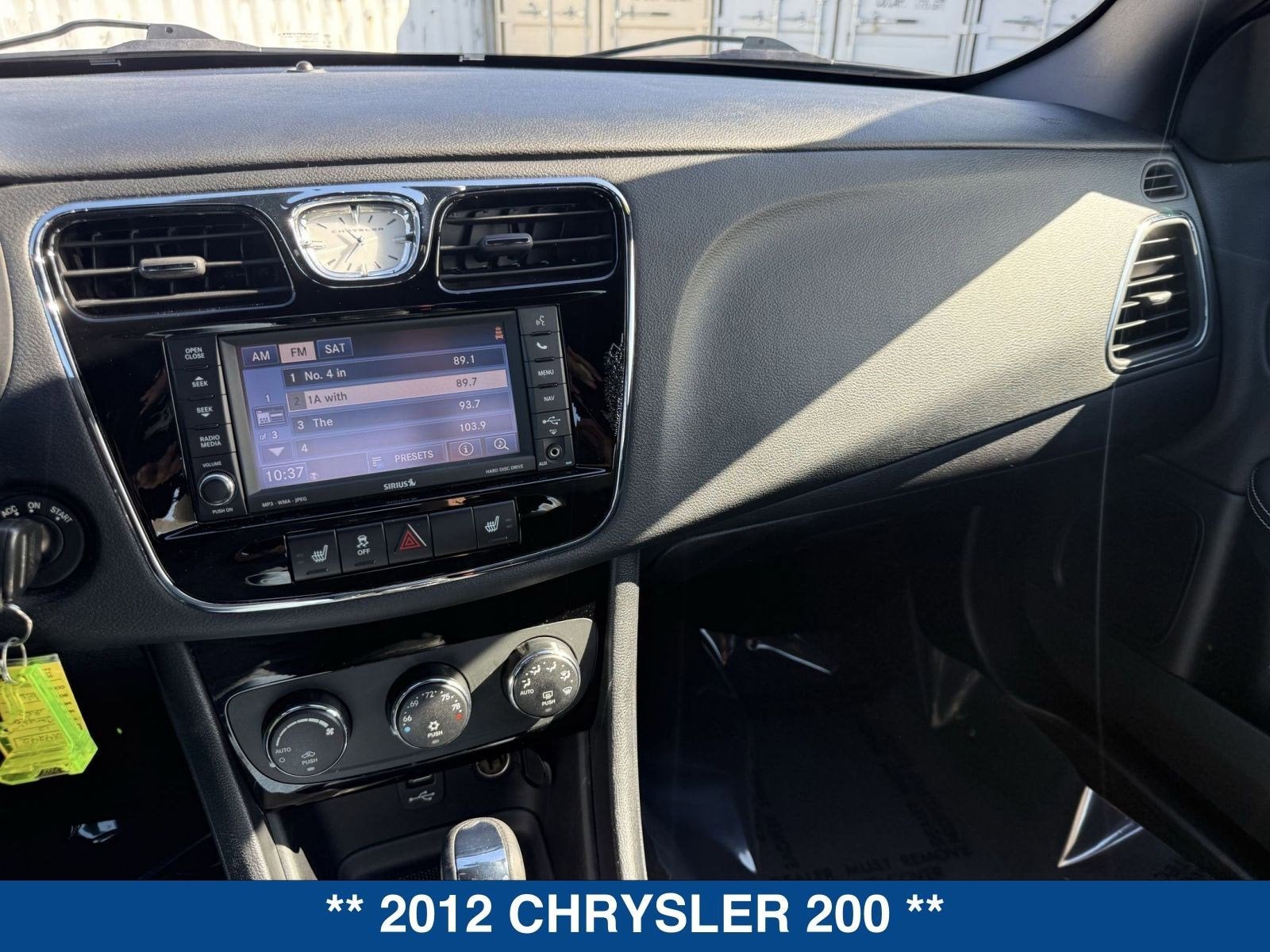 2012 Chrysler 200 Limited