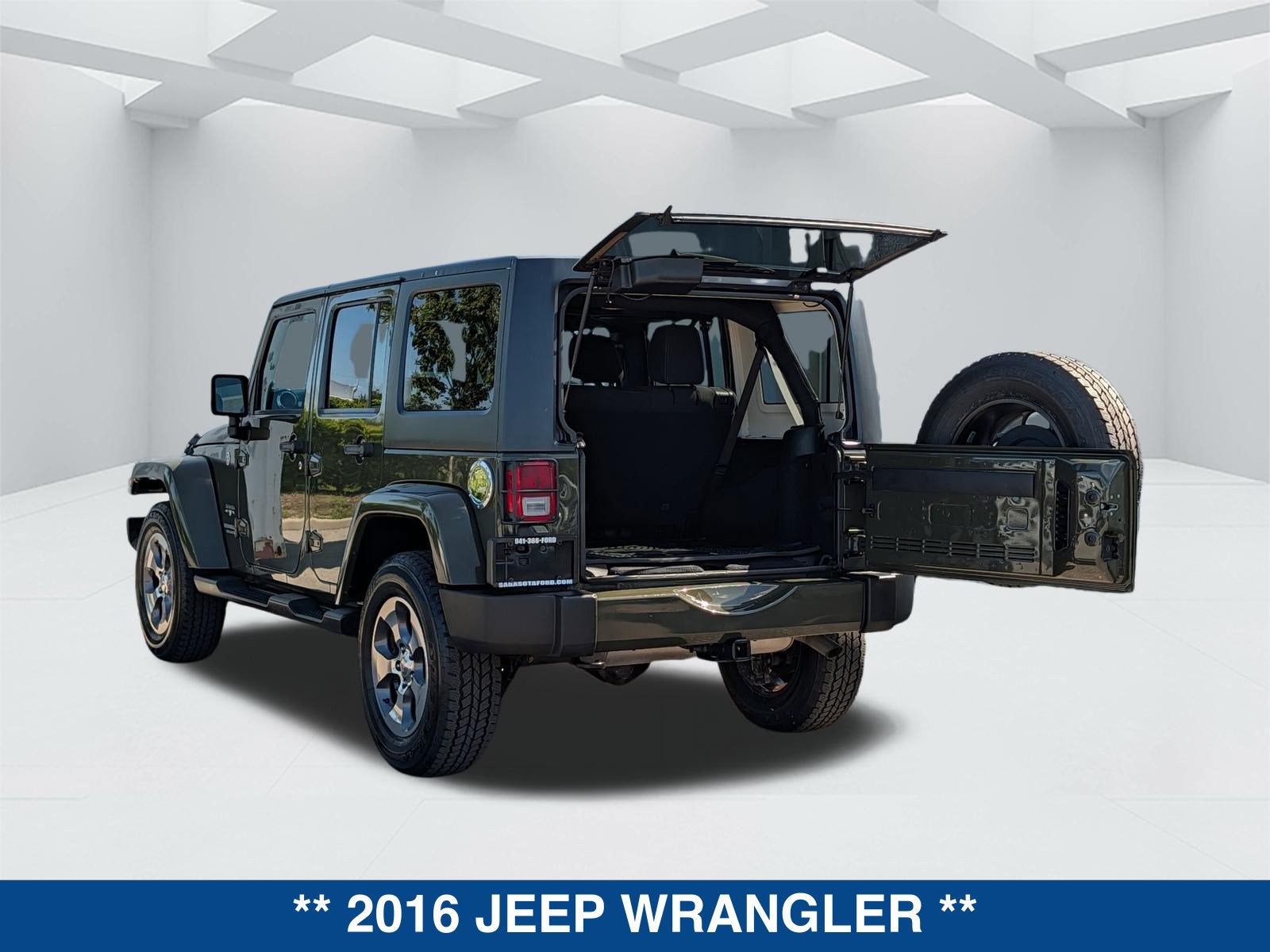 2016 Jeep Wrangler Unlimited Sahara