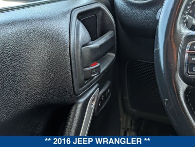 2016 Jeep Wrangler Unlimited Sahara