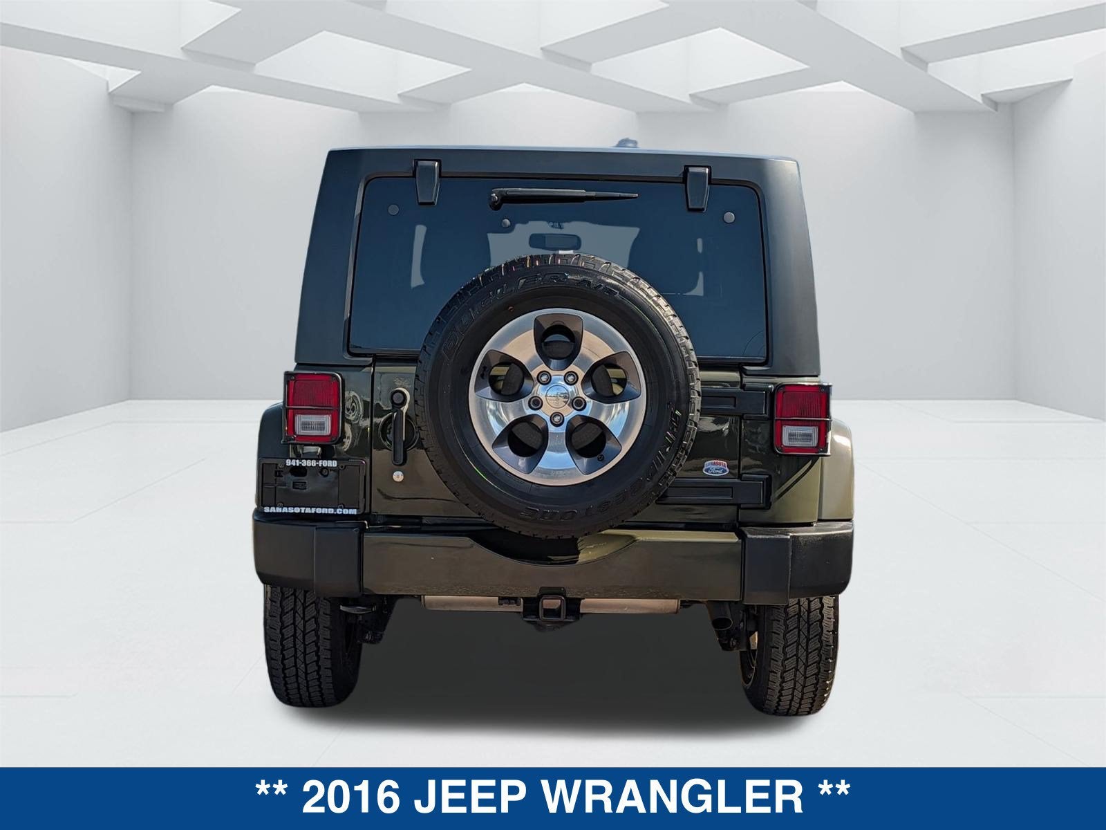 2016 Jeep Wrangler Unlimited Sahara
