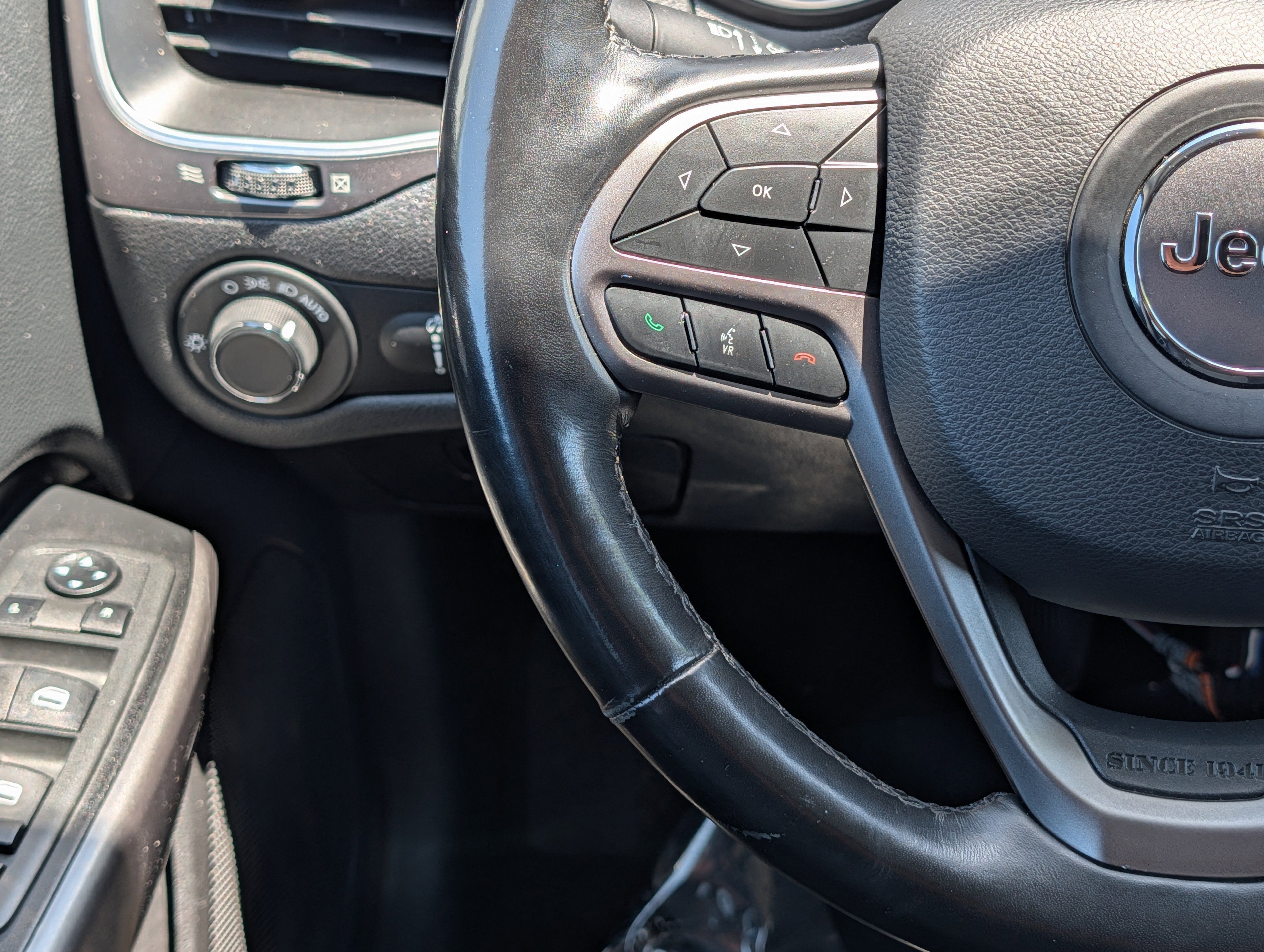 2020 Jeep Cherokee Latitude