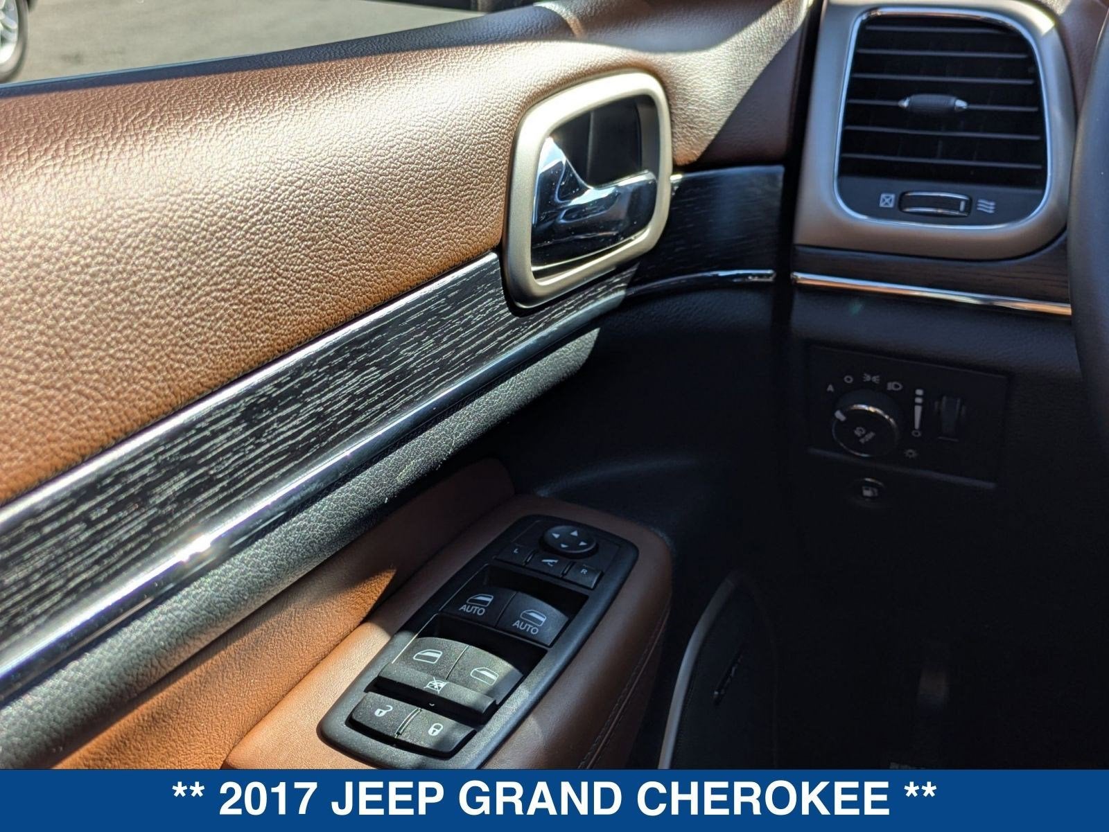 2017 Jeep Grand Cherokee Summit