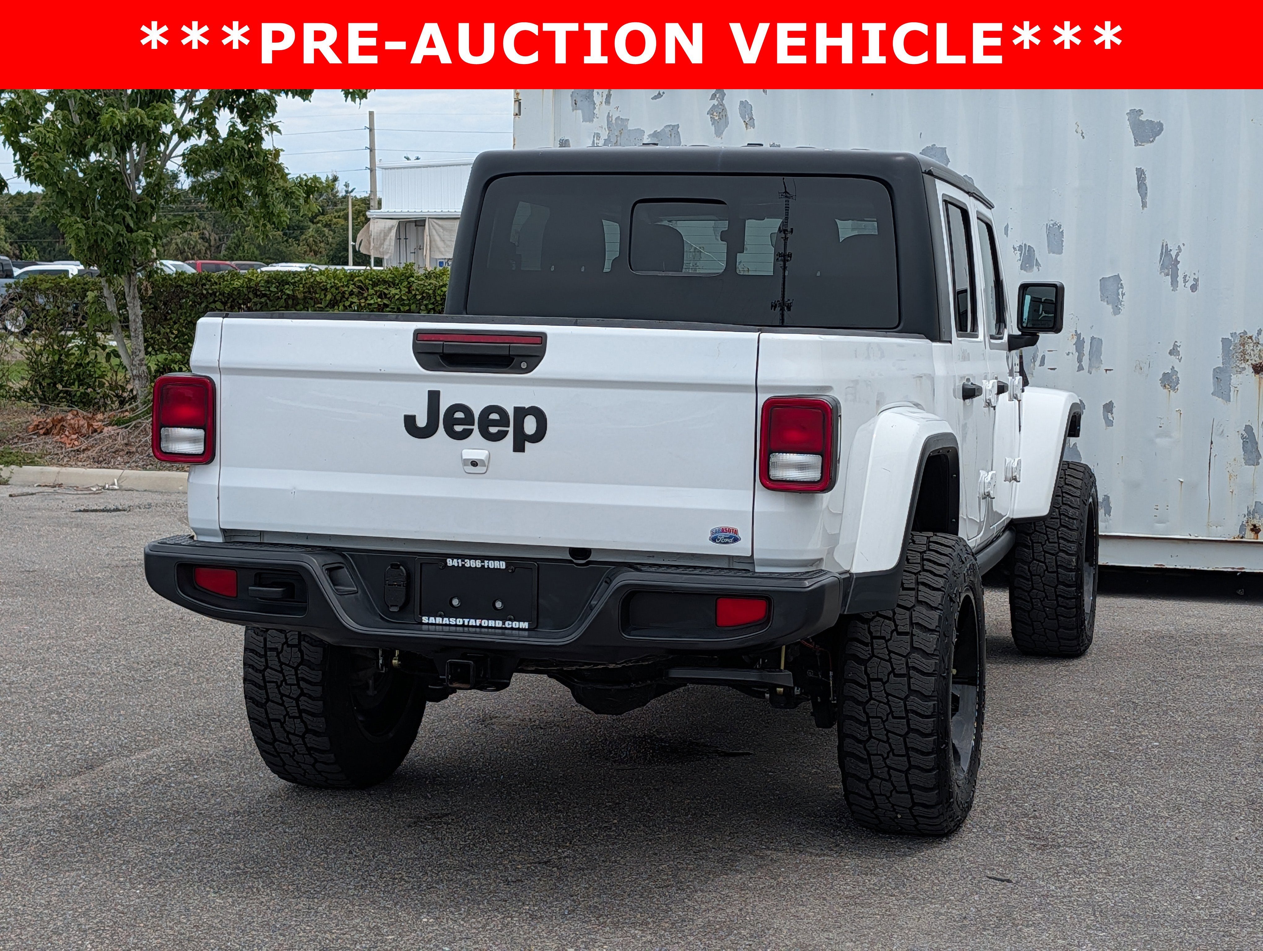 2022 Jeep Gladiator Sport