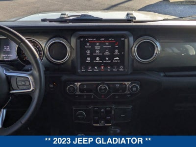 2023 Jeep Gladiator Overland