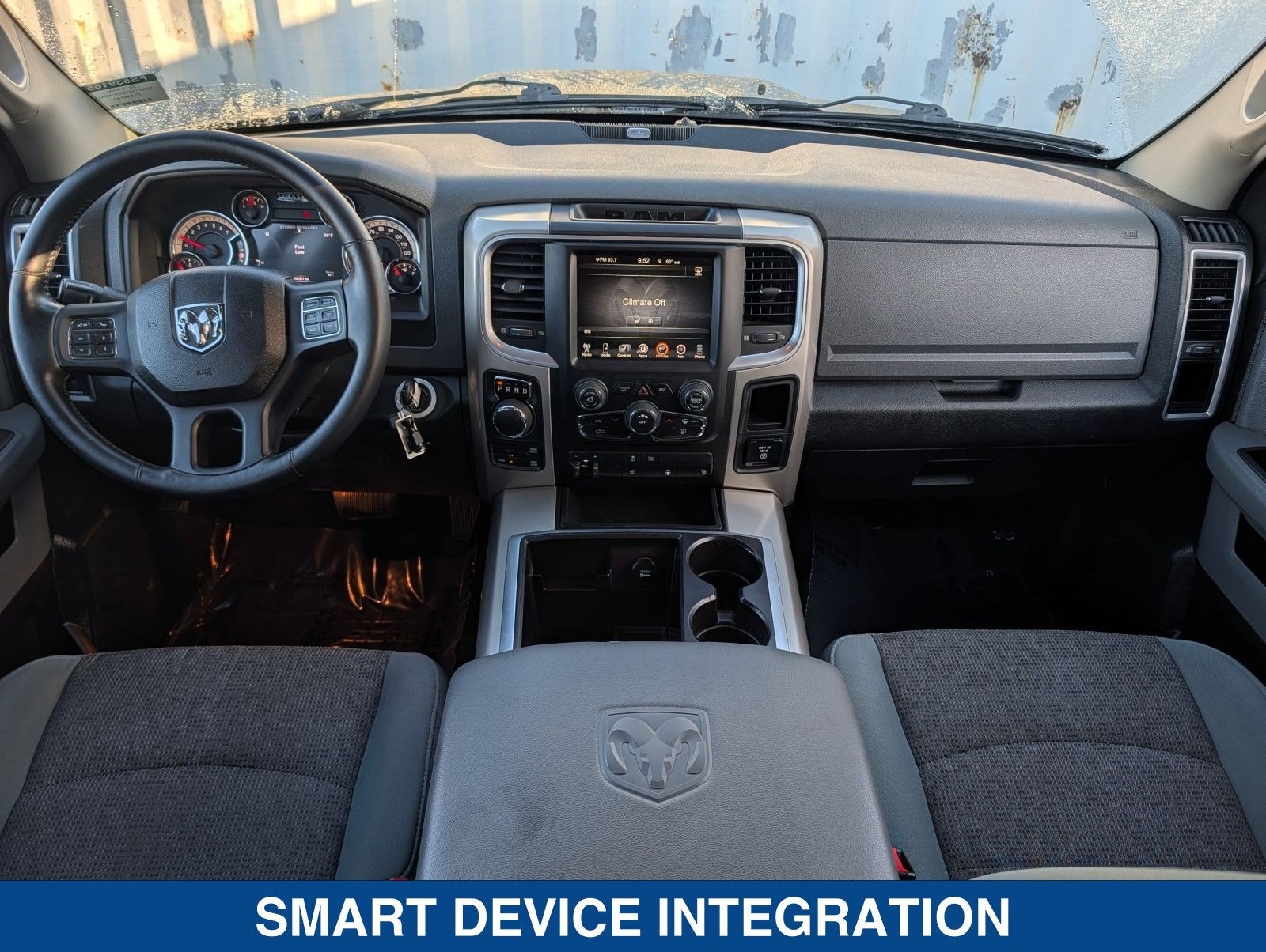 2015 RAM 1500 SLT