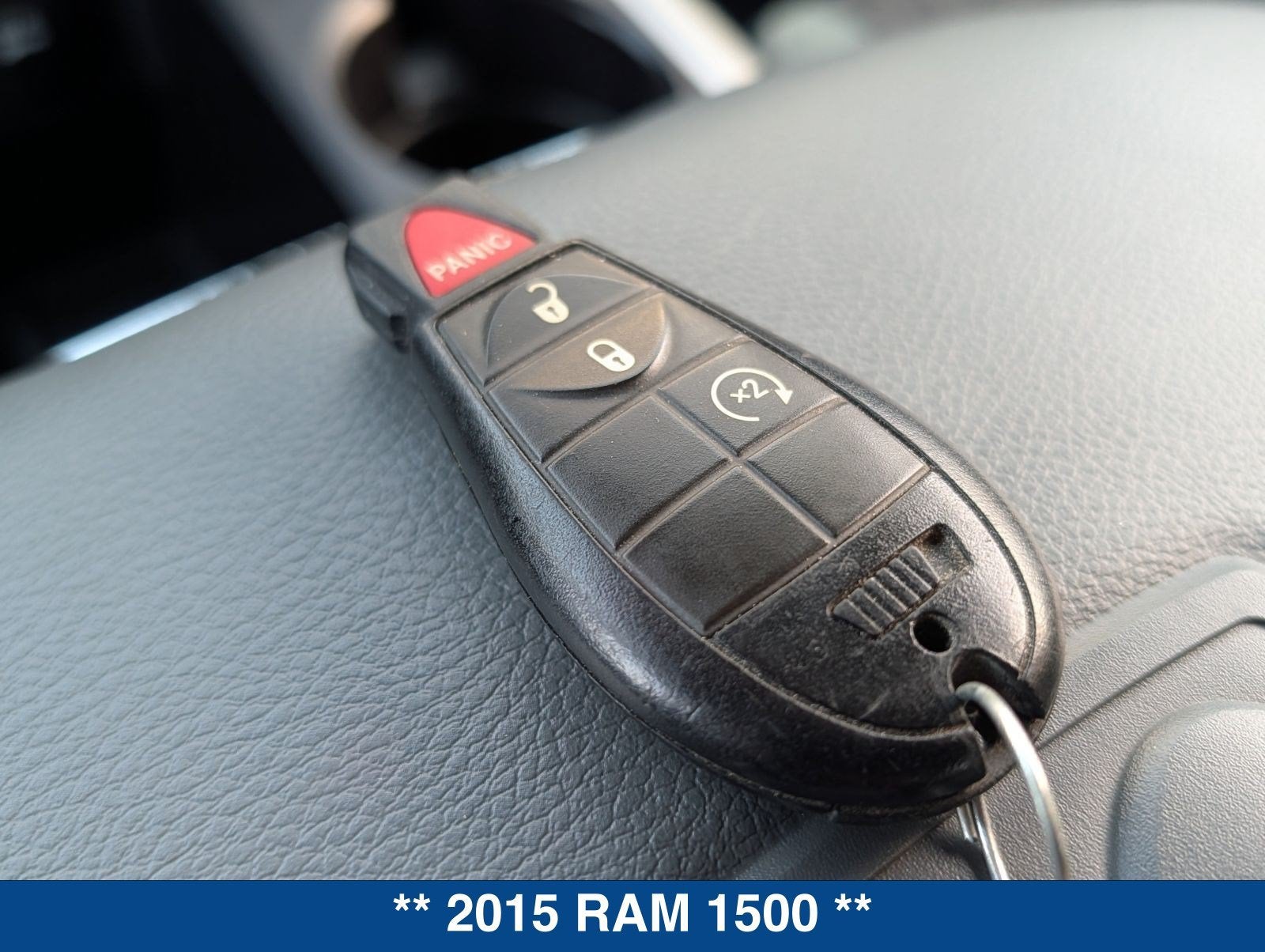 2015 RAM 1500 SLT