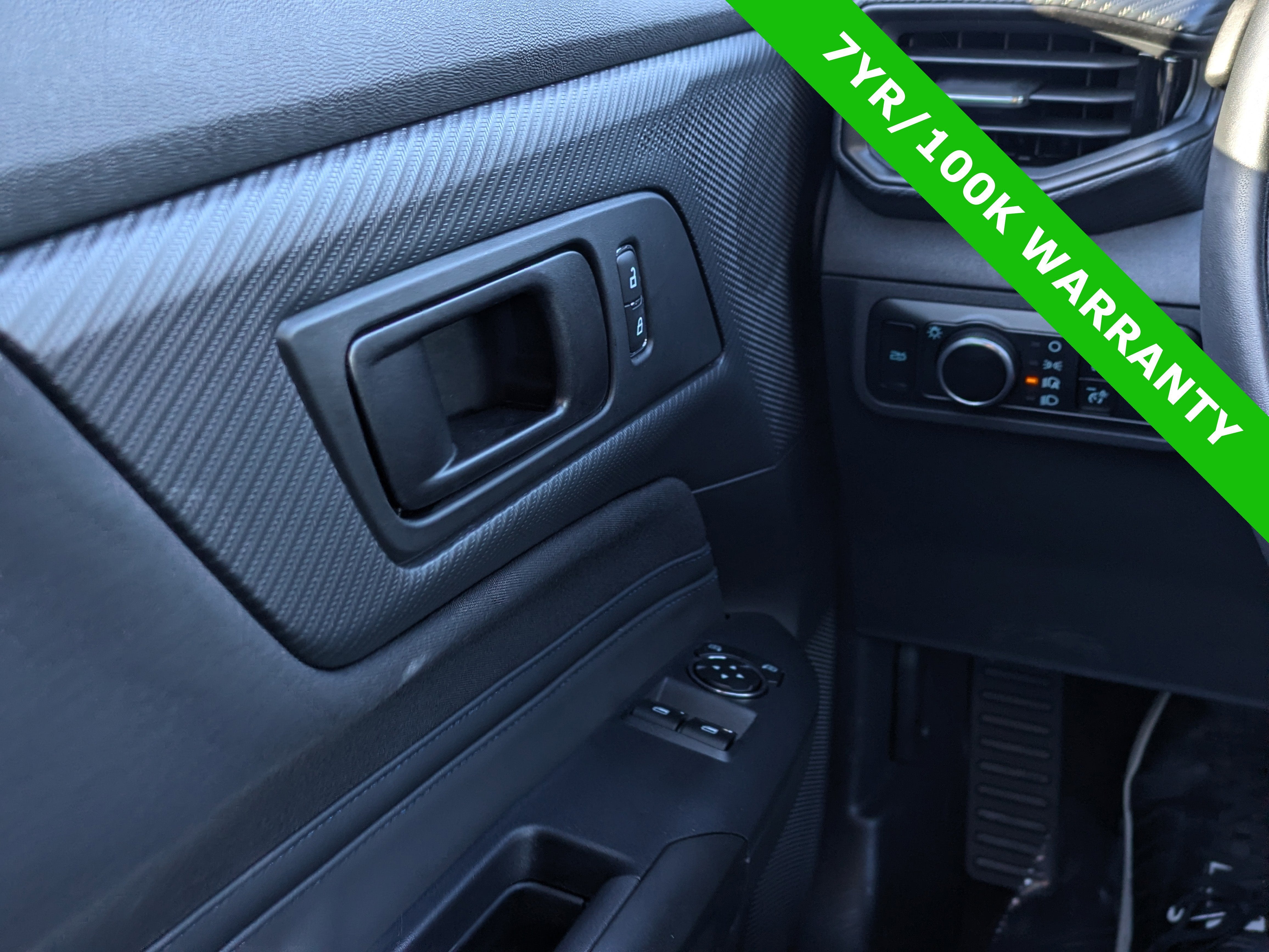 2024 Ford Mustang Dark Horse