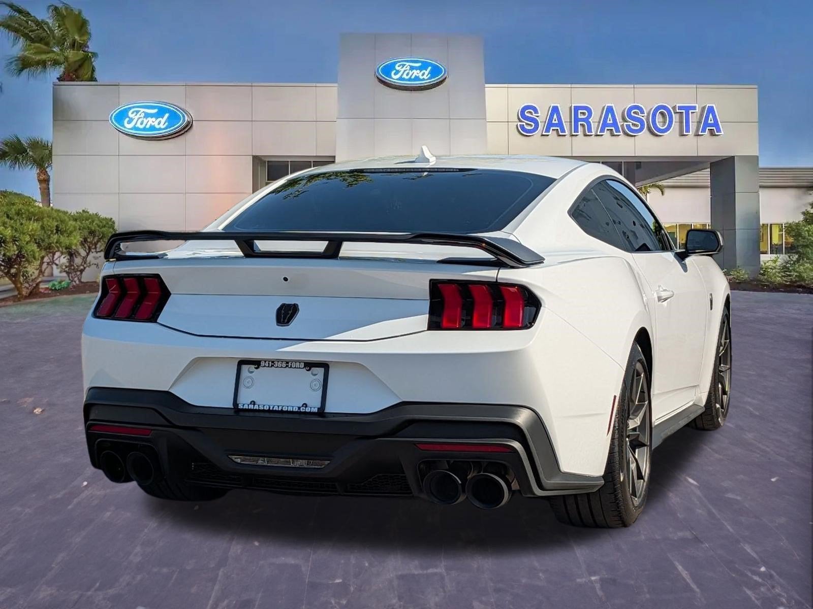 2024 Ford Mustang Dark Horse