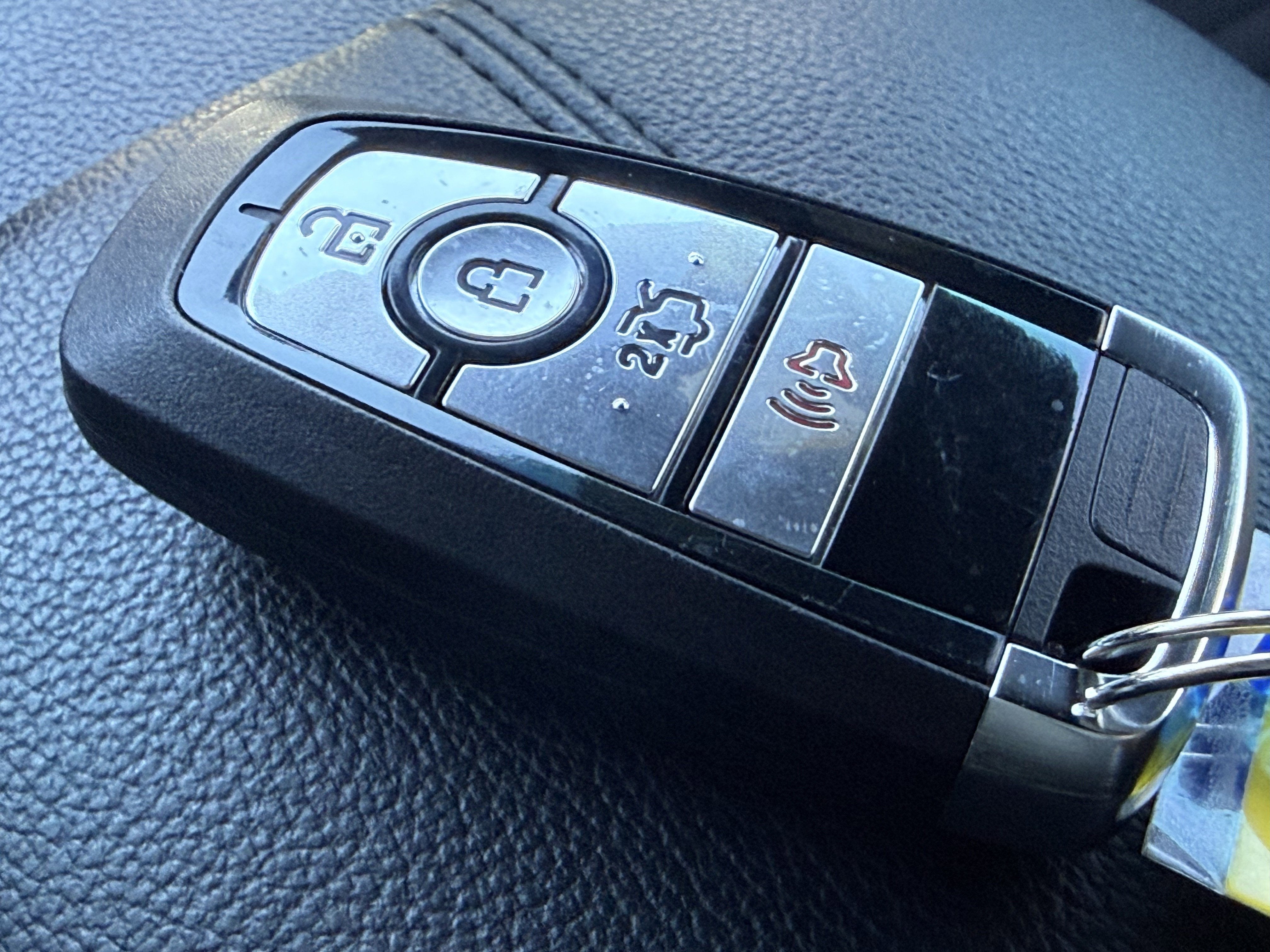 2022 Ford Mustang Mach 1