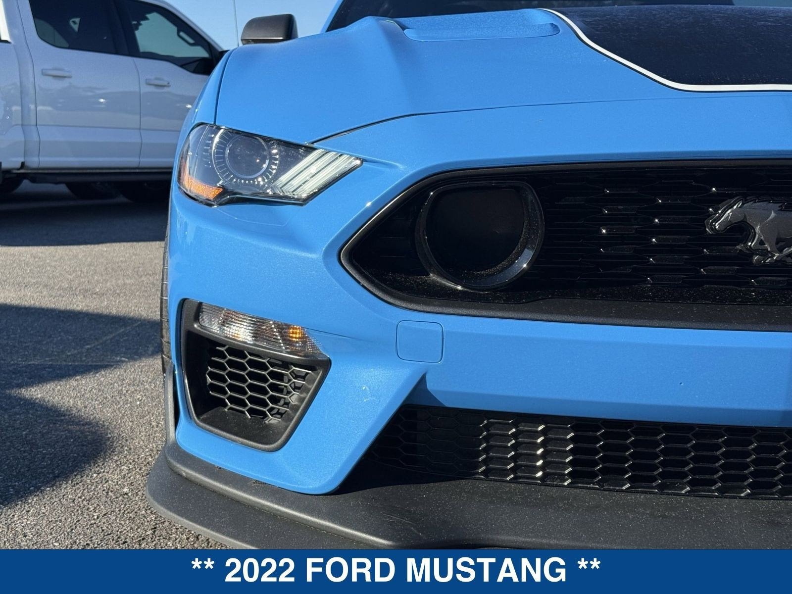 2022 Ford Mustang Mach 1