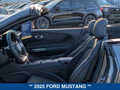 2025 Ford Mustang EcoBoost