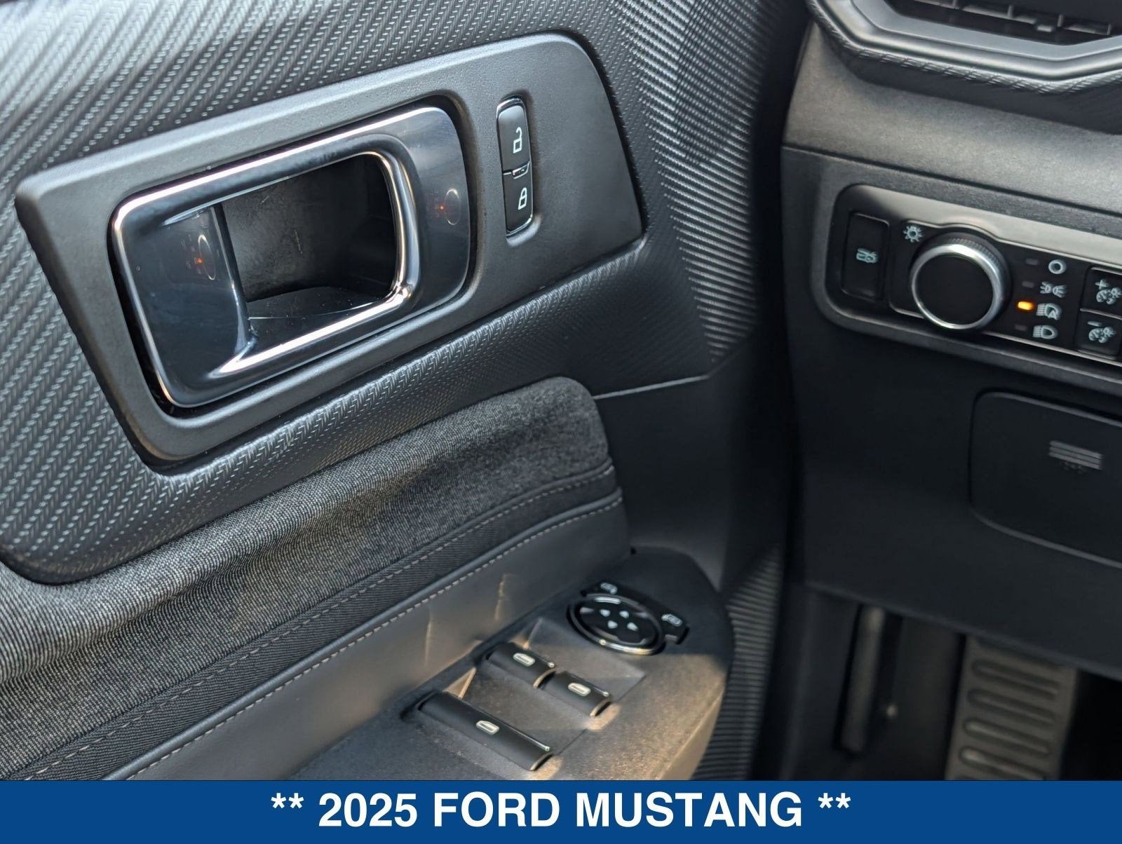 2025 Ford Mustang EcoBoost