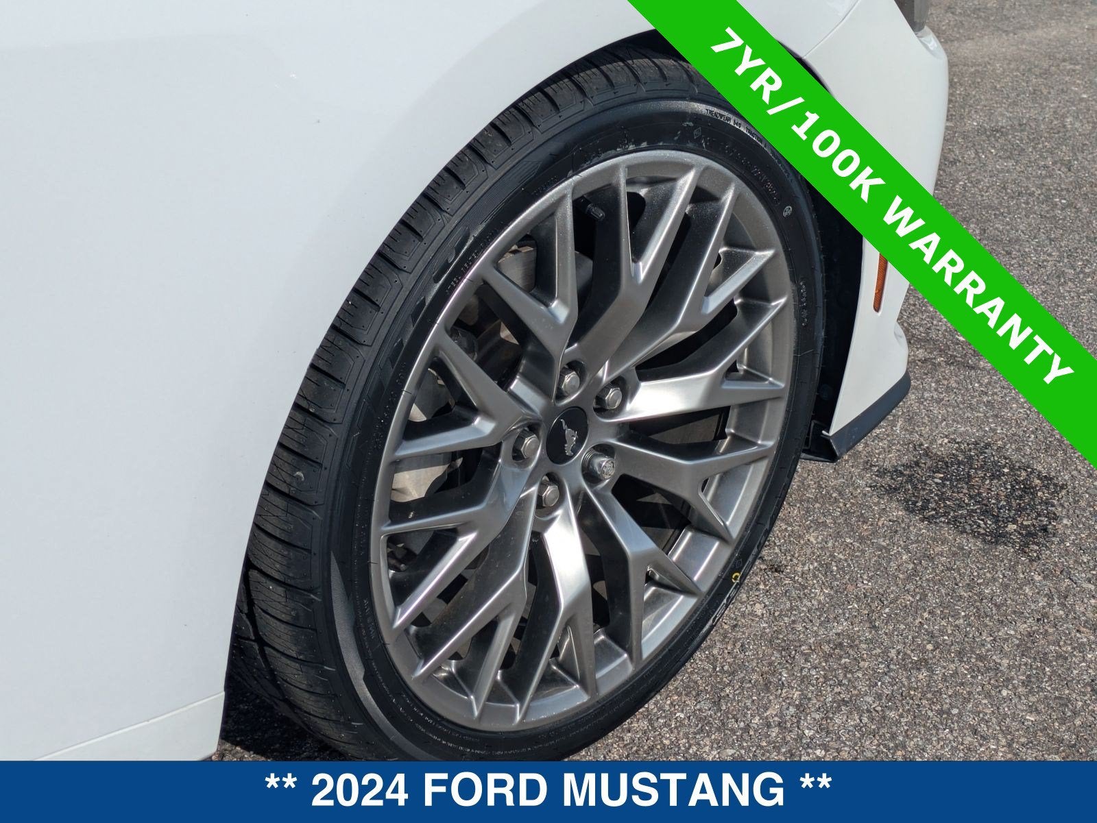 2024 Ford Mustang EcoBoost Premium