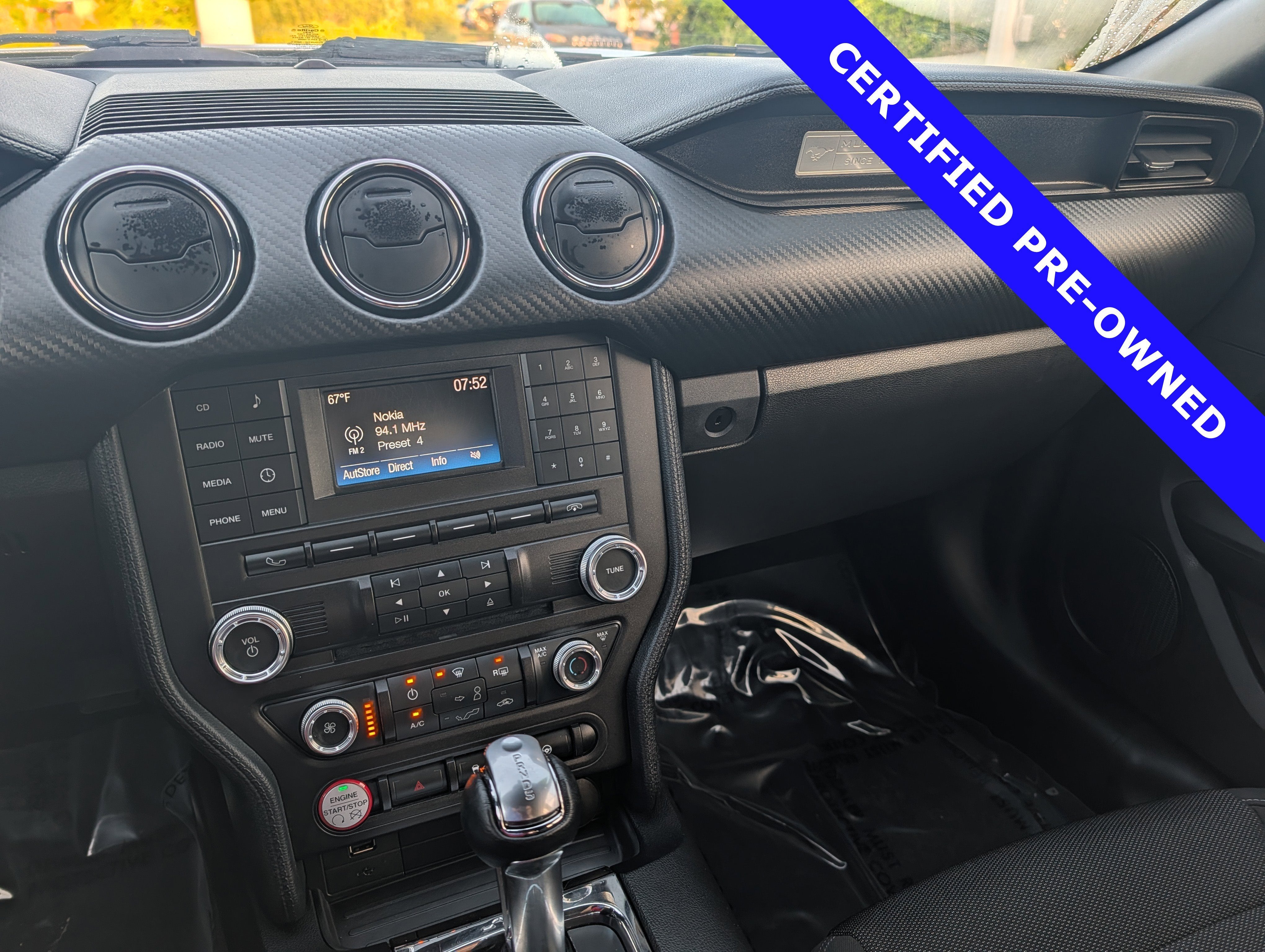 2017 Ford Mustang V6