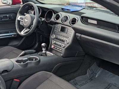 2017 Ford Mustang V6