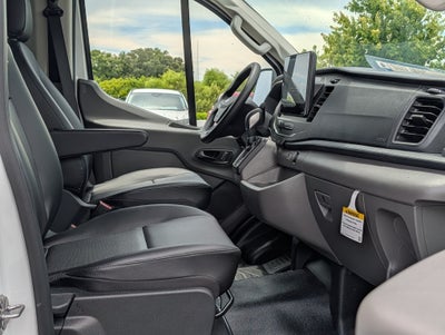 2026 Ford Transit Passenger Wagon Base