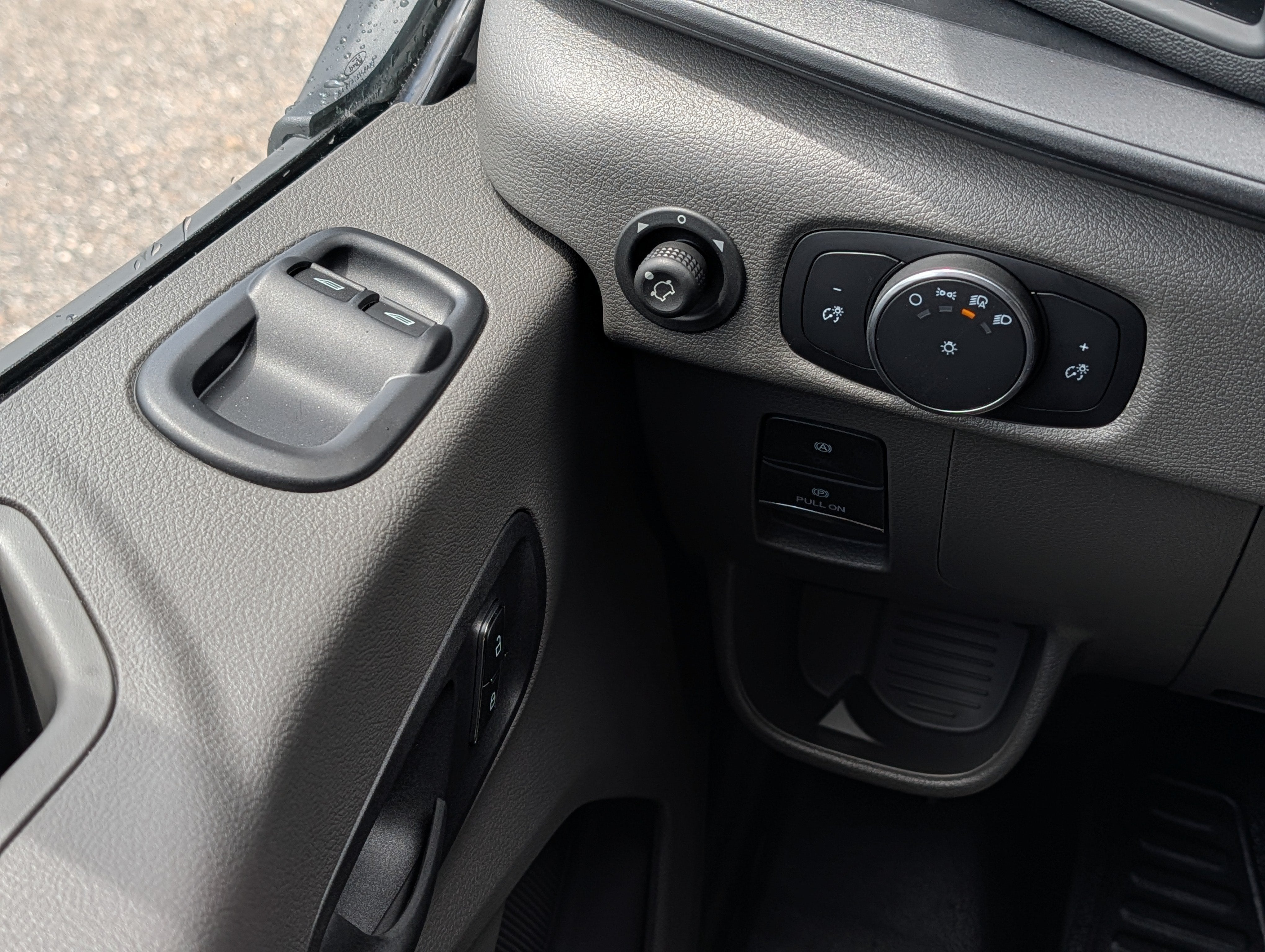 2026 Ford Transit Passenger Wagon Base