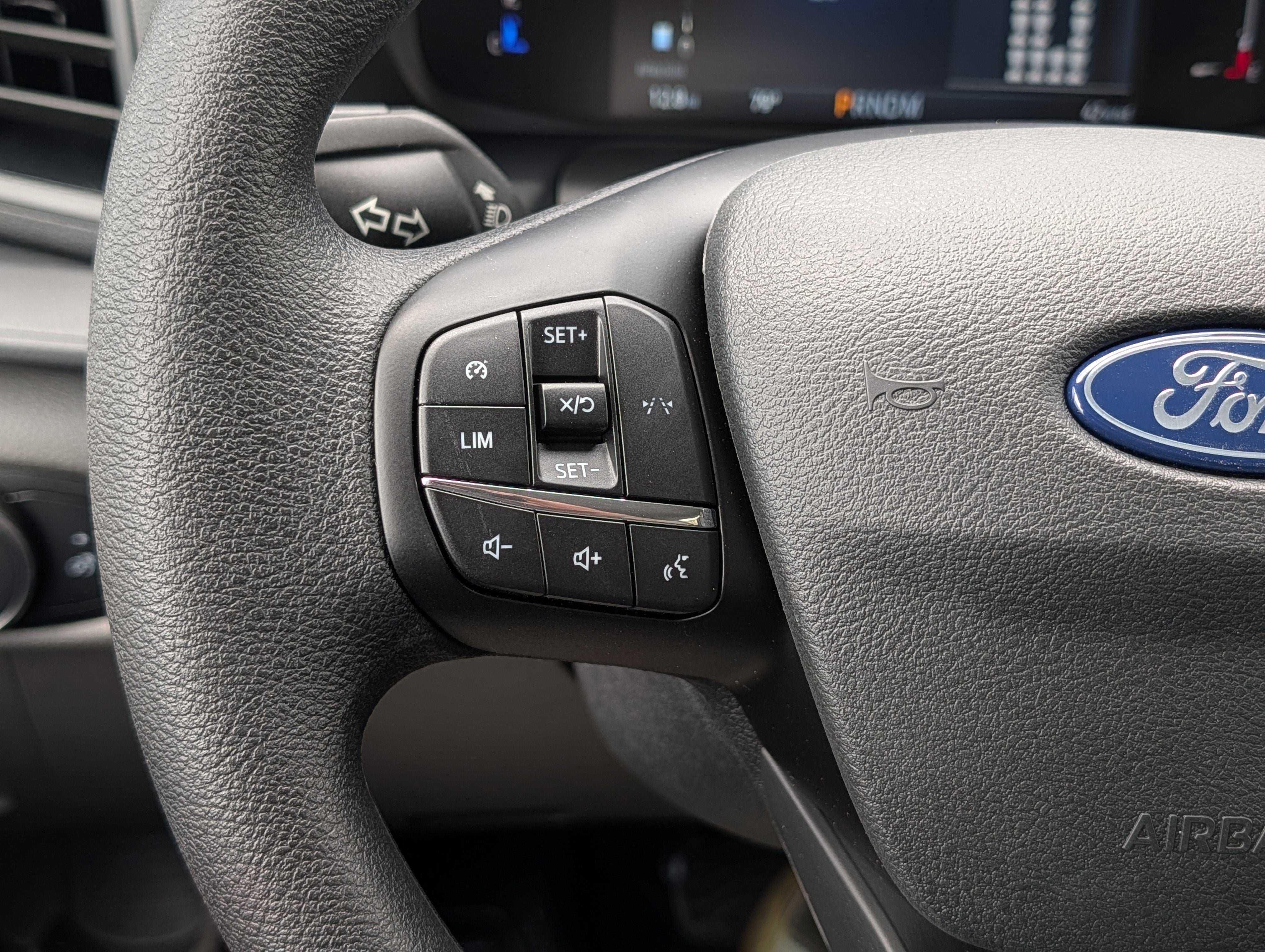 2026 Ford Transit Passenger Wagon Base
