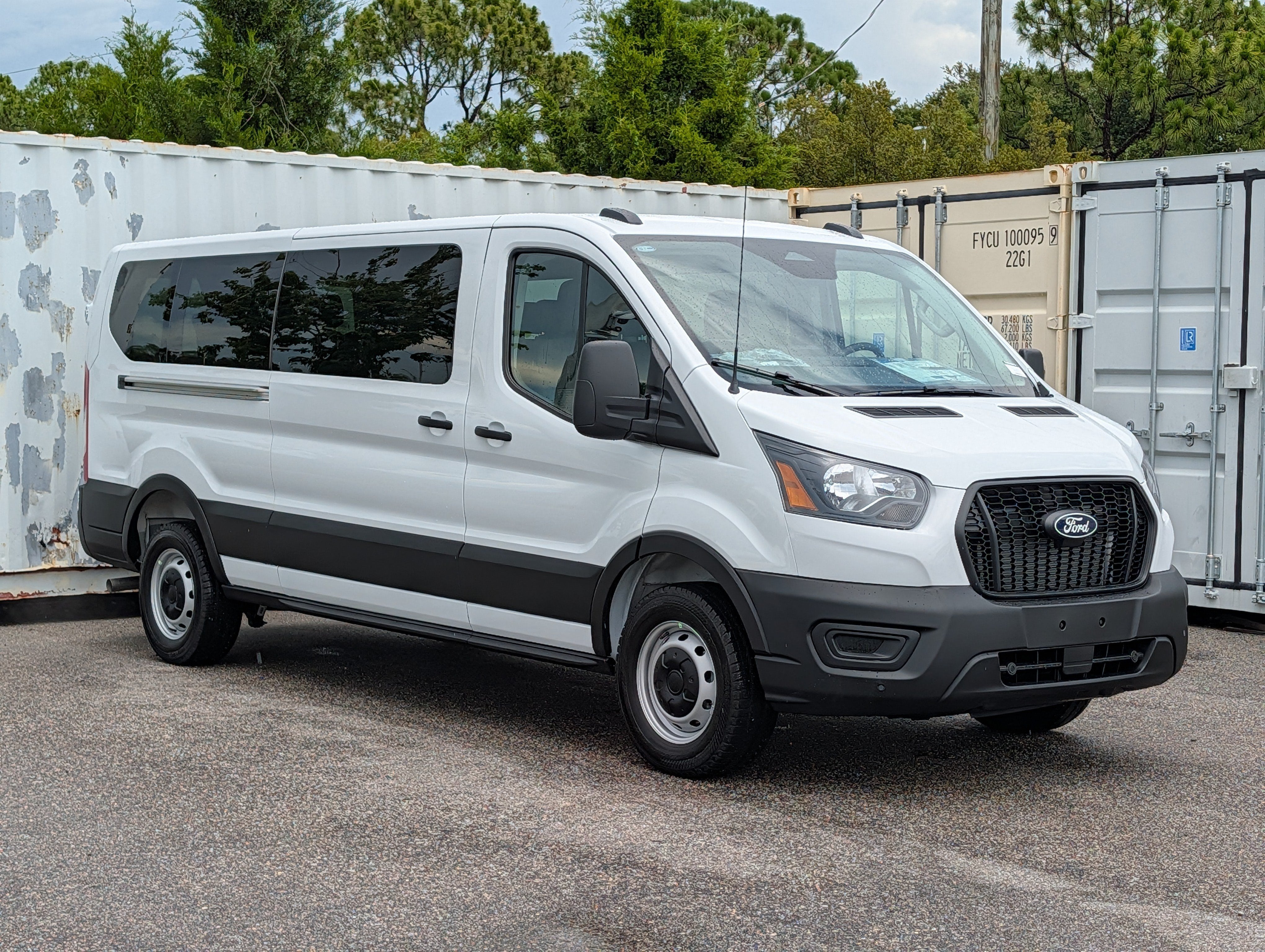 2026 Ford Transit Passenger Wagon Base