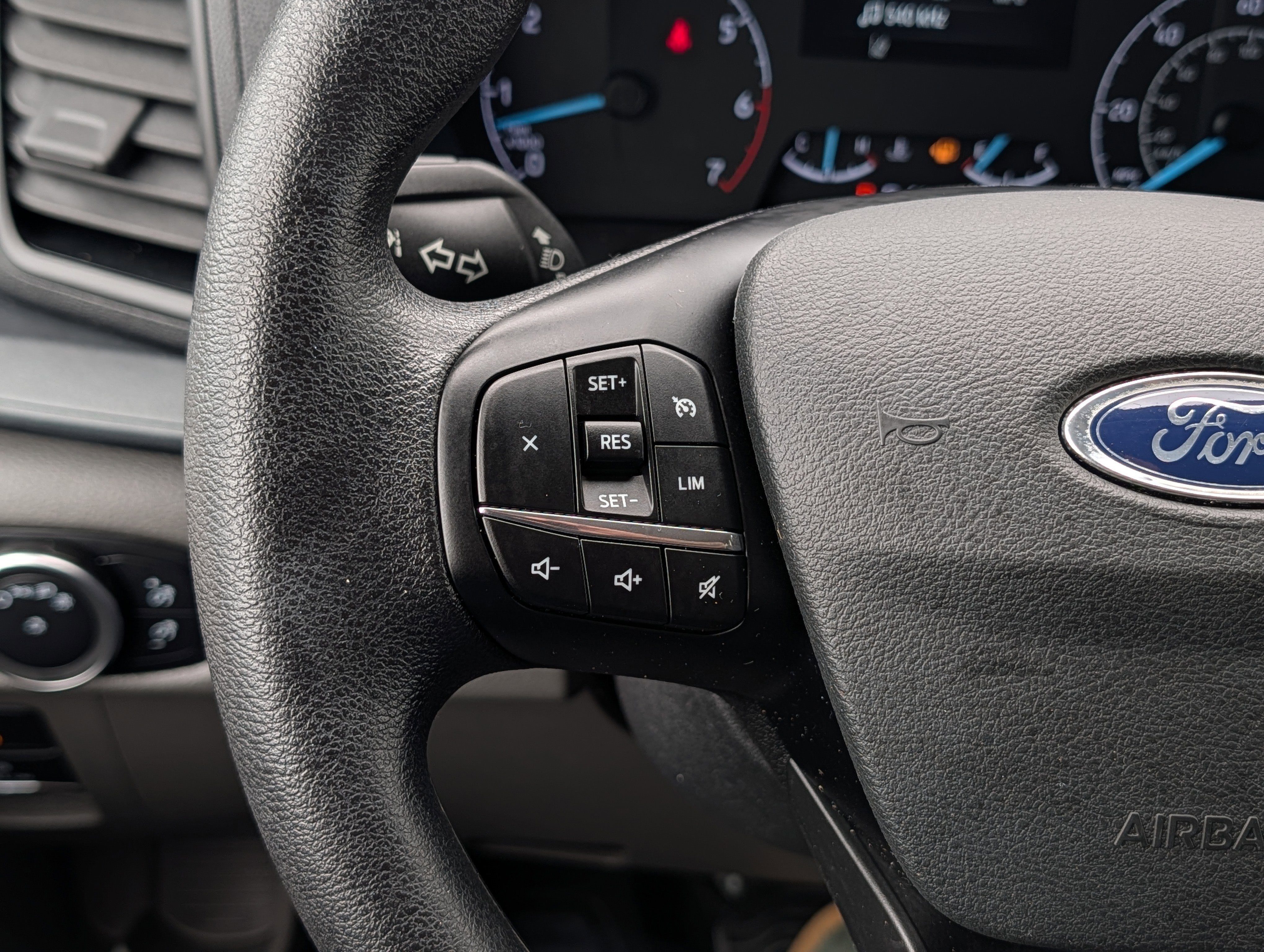 2025 Ford Transit-350 XLT