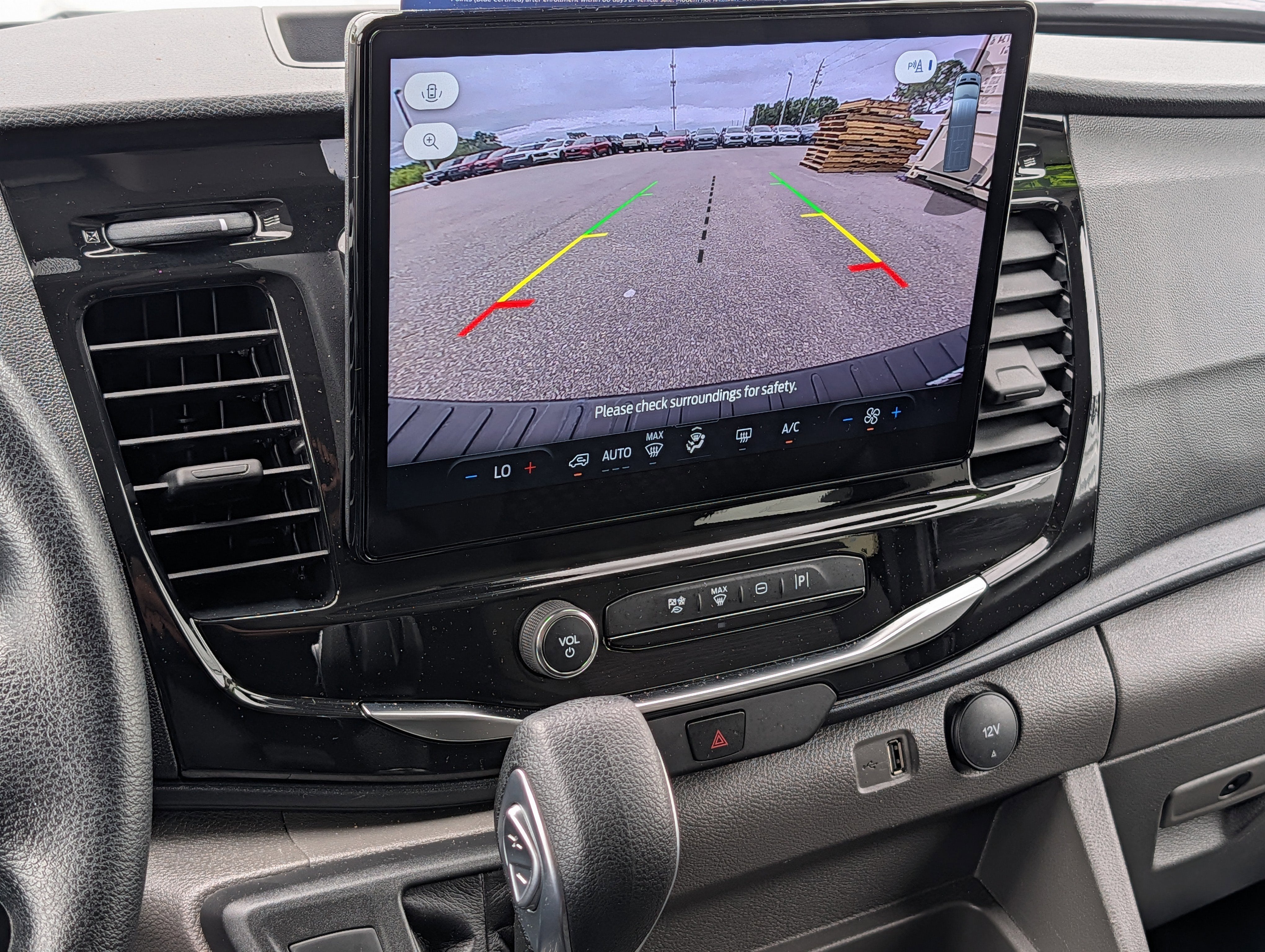 2025 Ford Transit-350 XLT