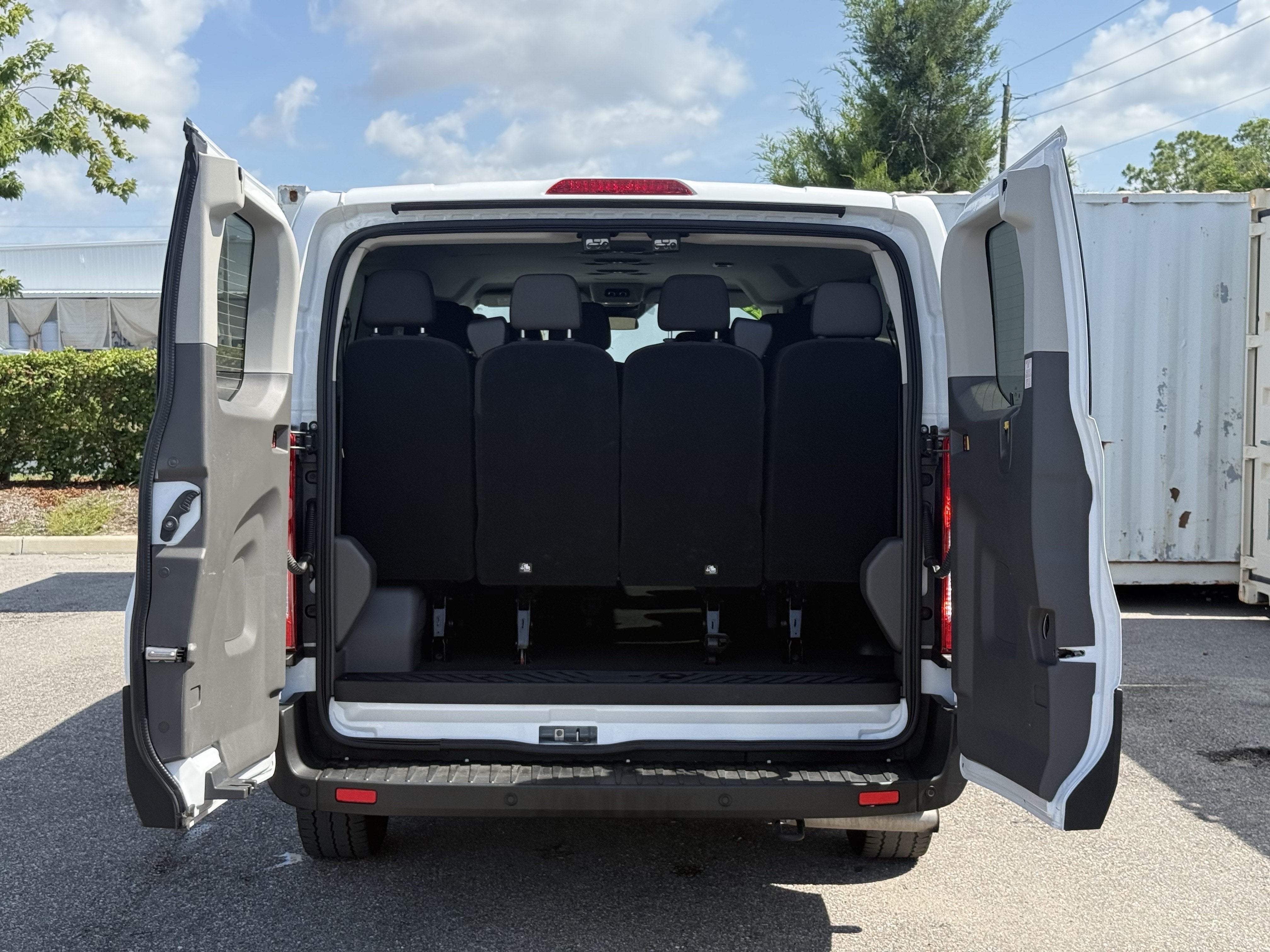 2025 Ford Transit-350 XLT