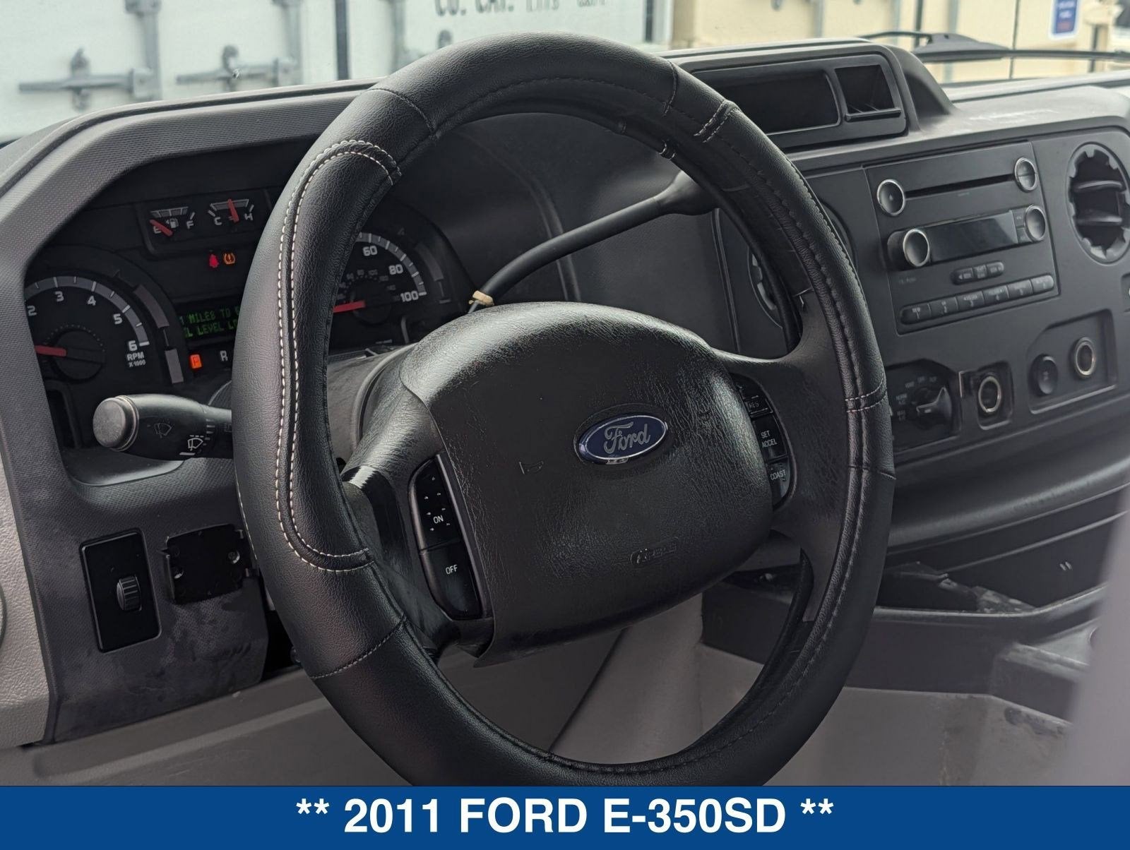 2011 Ford Econoline 350 Super Duty XLT