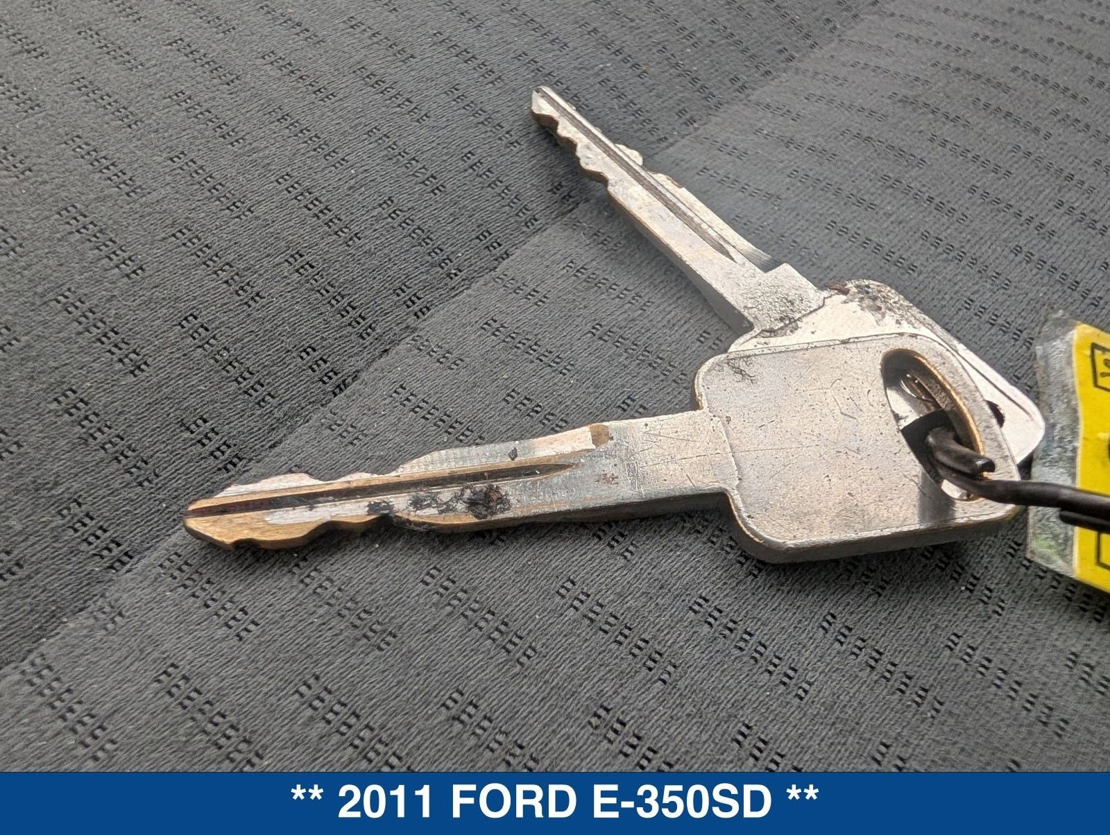 2011 Ford Econoline 350 Super Duty XLT