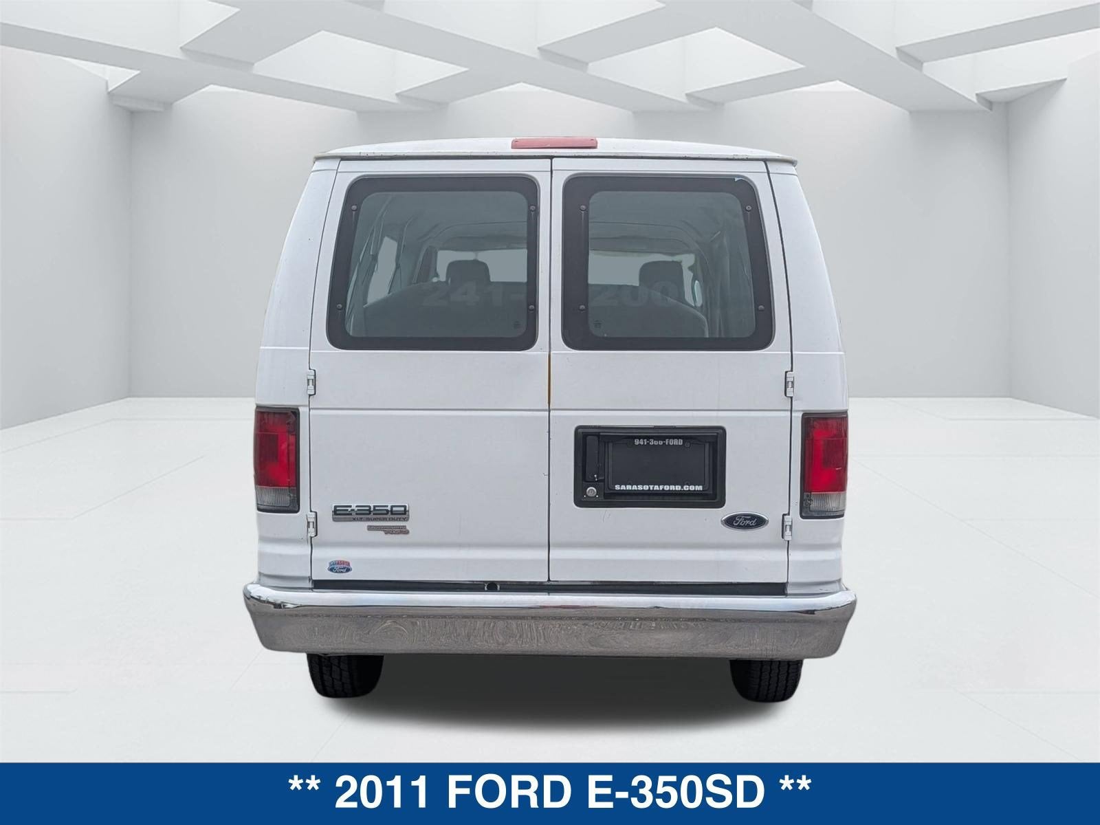 2011 Ford Econoline 350 Super Duty XLT