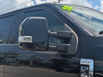 2022 Ford F-450 Chassis Cab Lariat