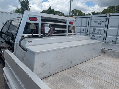 2022 Ford F-450 Chassis Cab Lariat