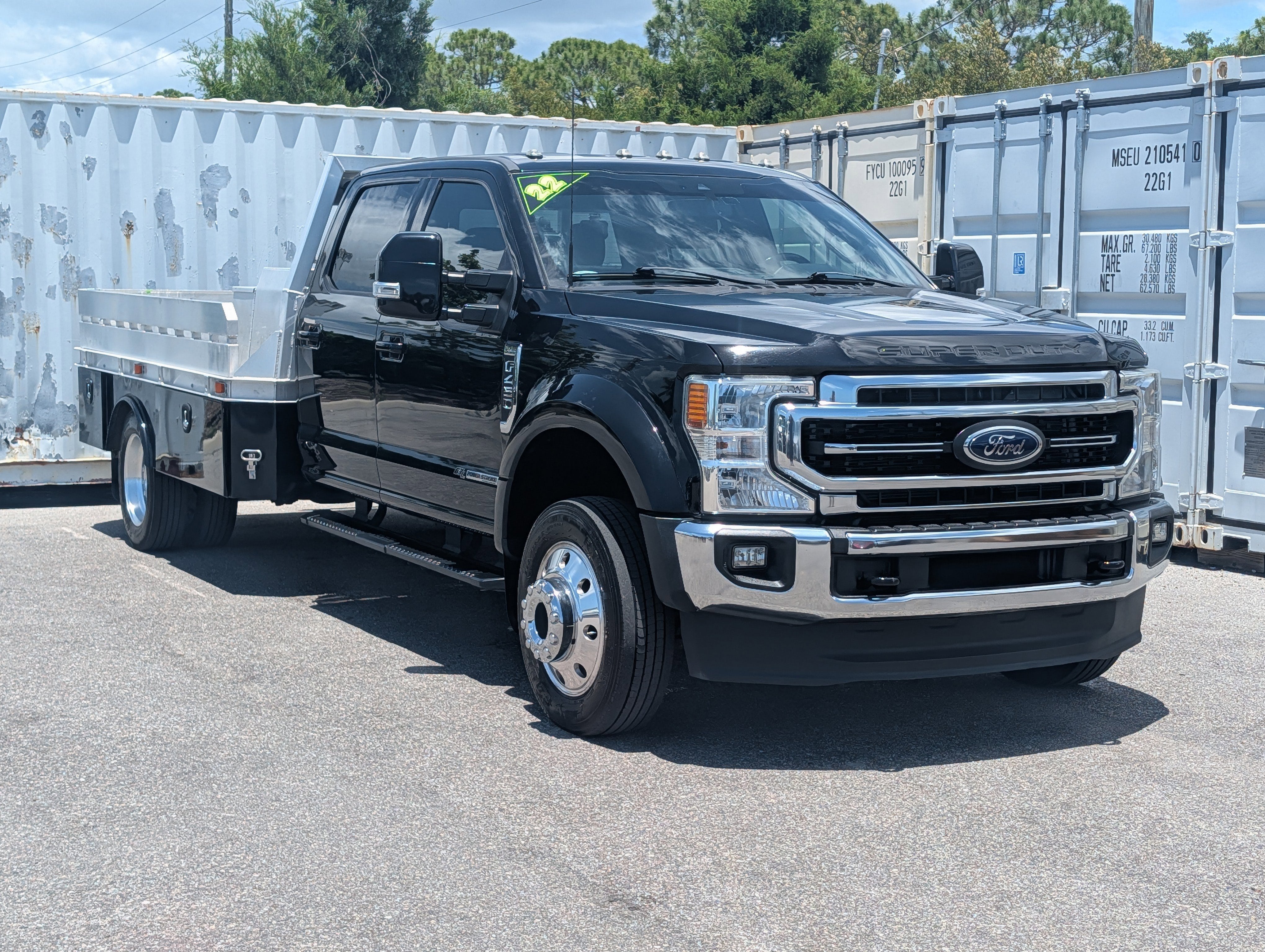 2022 Ford F-450 Chassis Cab Lariat