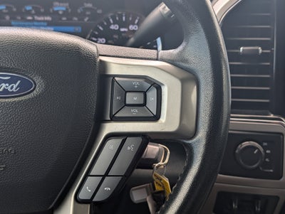 2022 Ford F-450 Chassis Cab Lariat