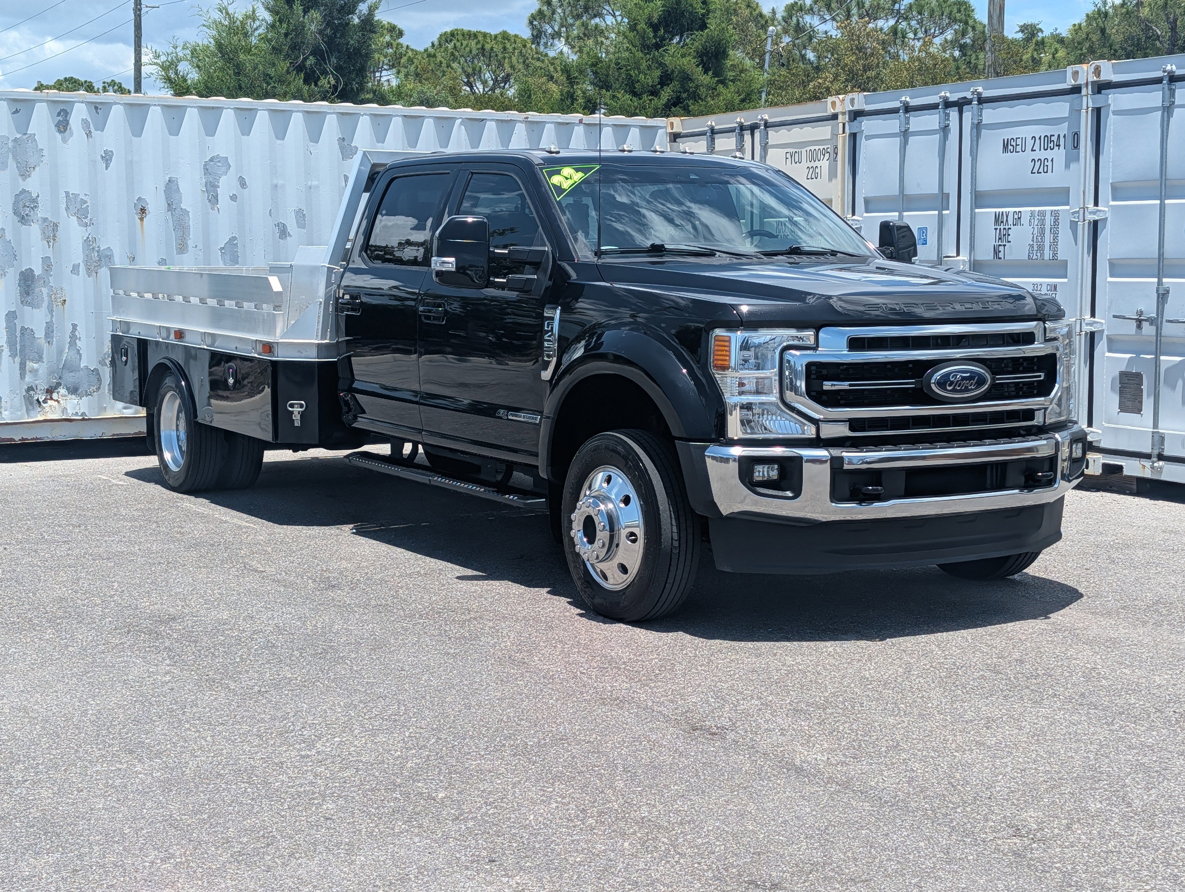 2022 Ford F-450 Chassis Cab Lariat