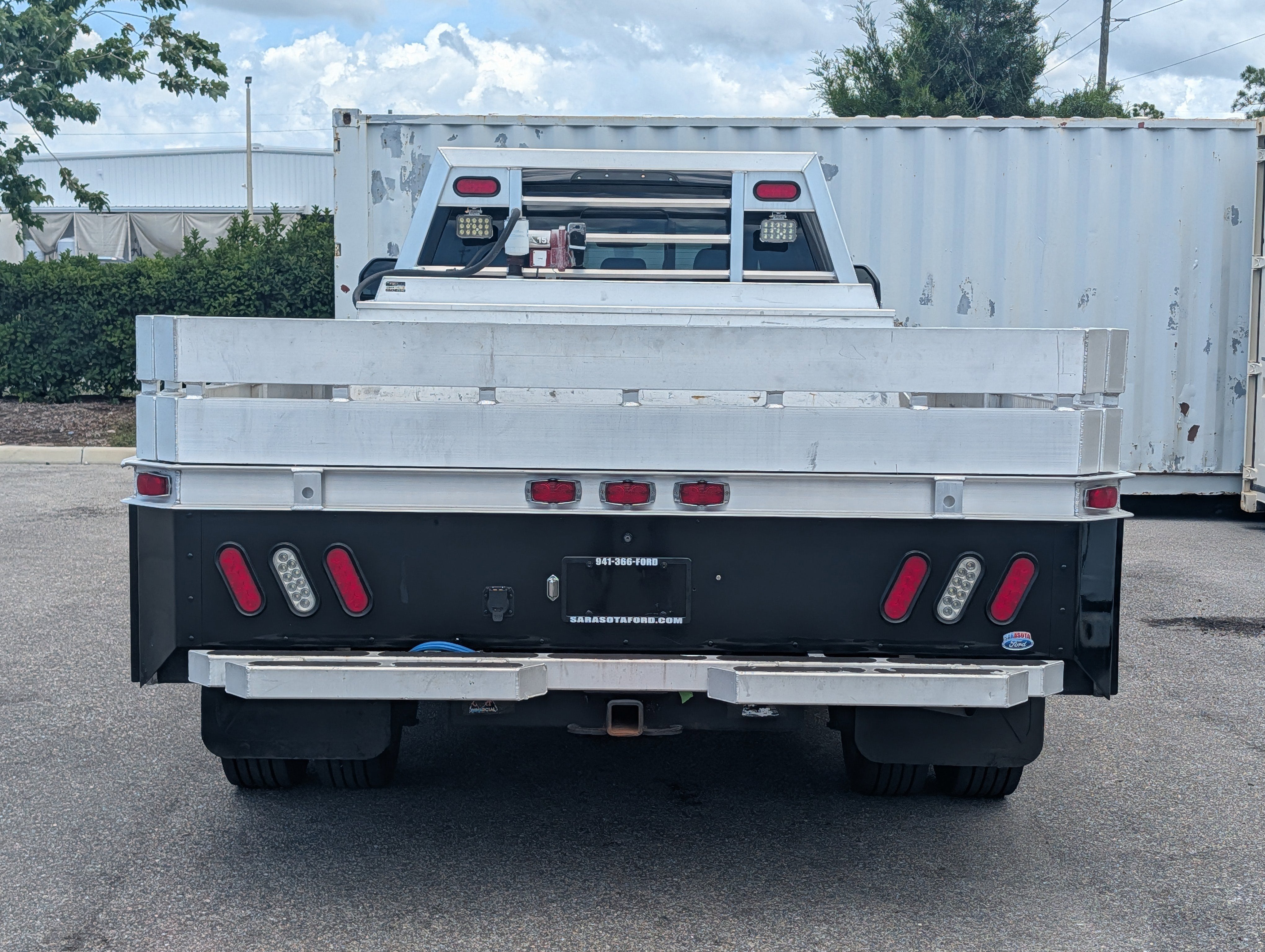 2022 Ford F-450 Chassis Cab Lariat