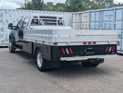 2022 Ford F-450 Chassis Cab Lariat