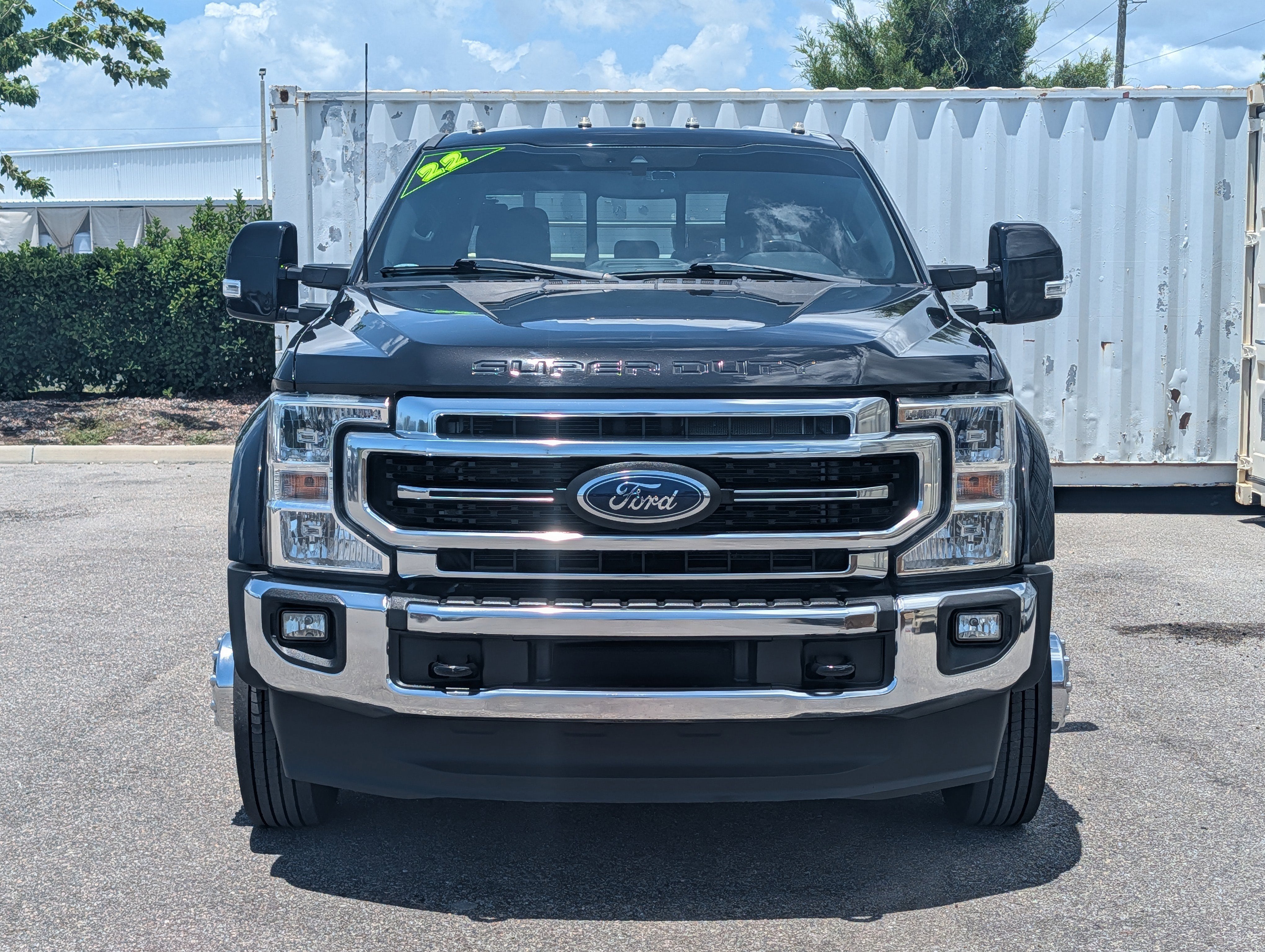 2022 Ford F-450 Chassis Cab Lariat