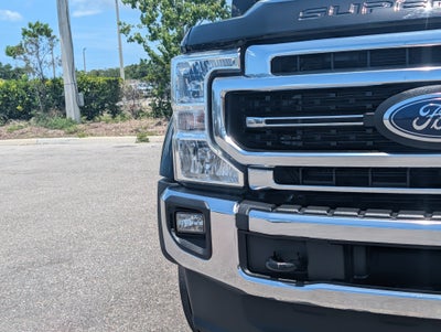 2022 Ford F-450 Chassis Cab Lariat