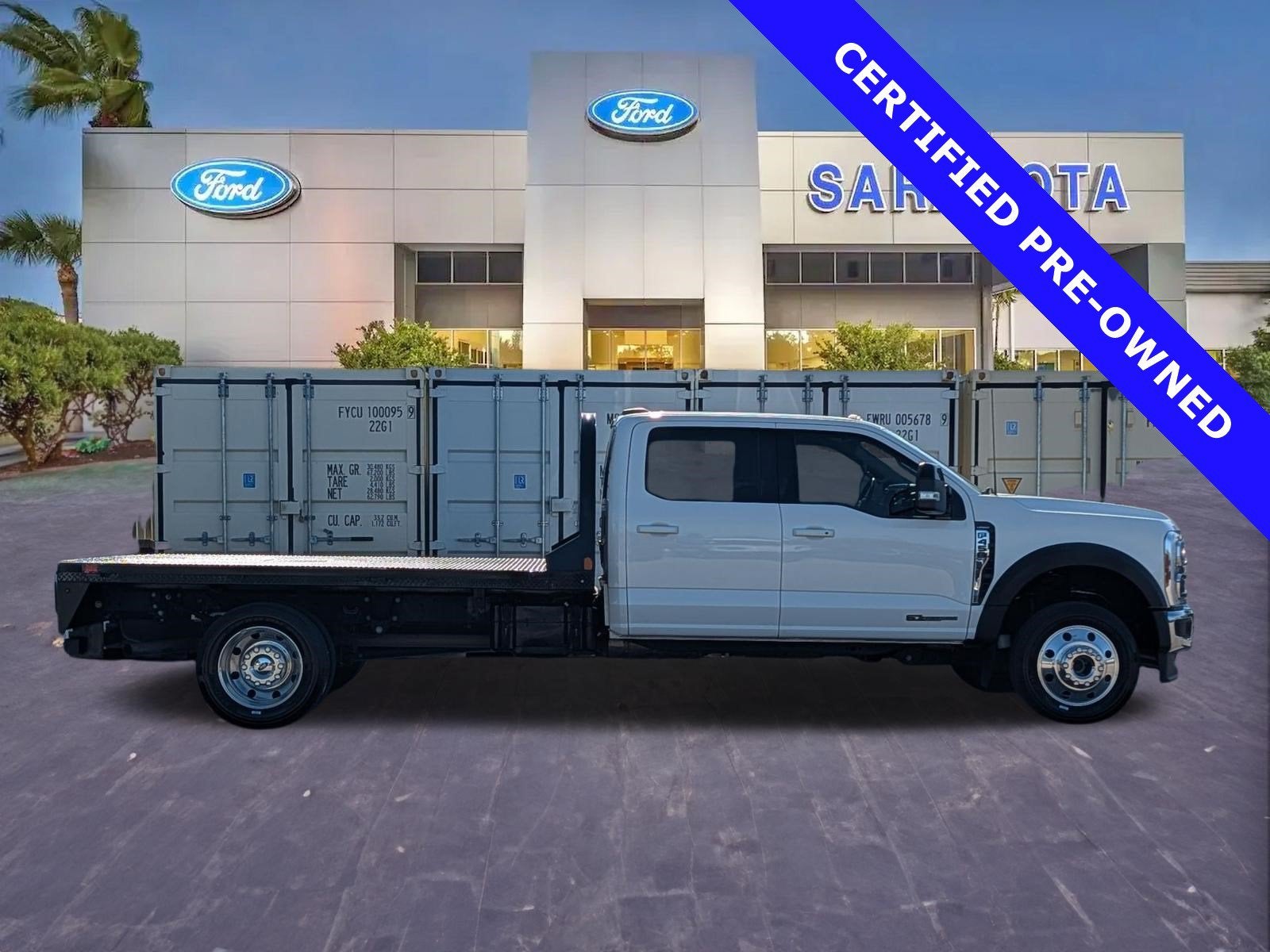 2024 Ford F-450 Chassis Cab Lariat