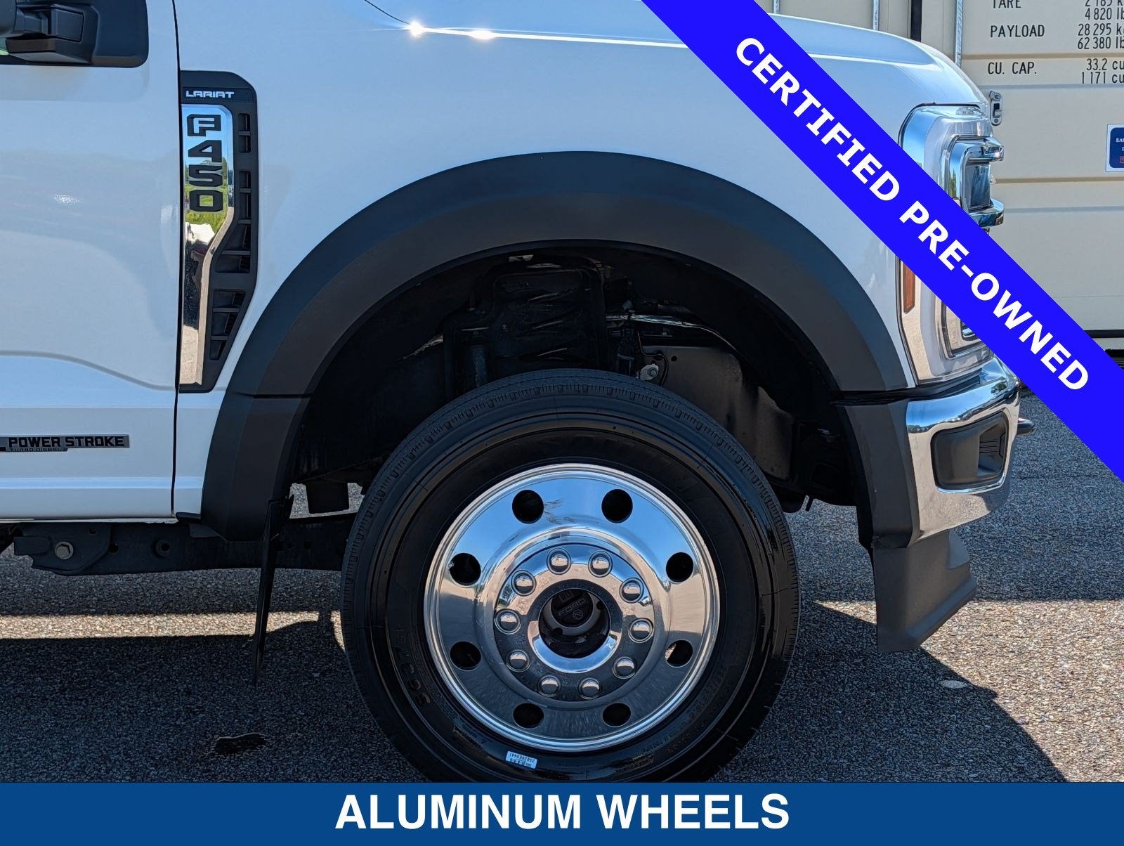2024 Ford F-450 Chassis Cab Lariat