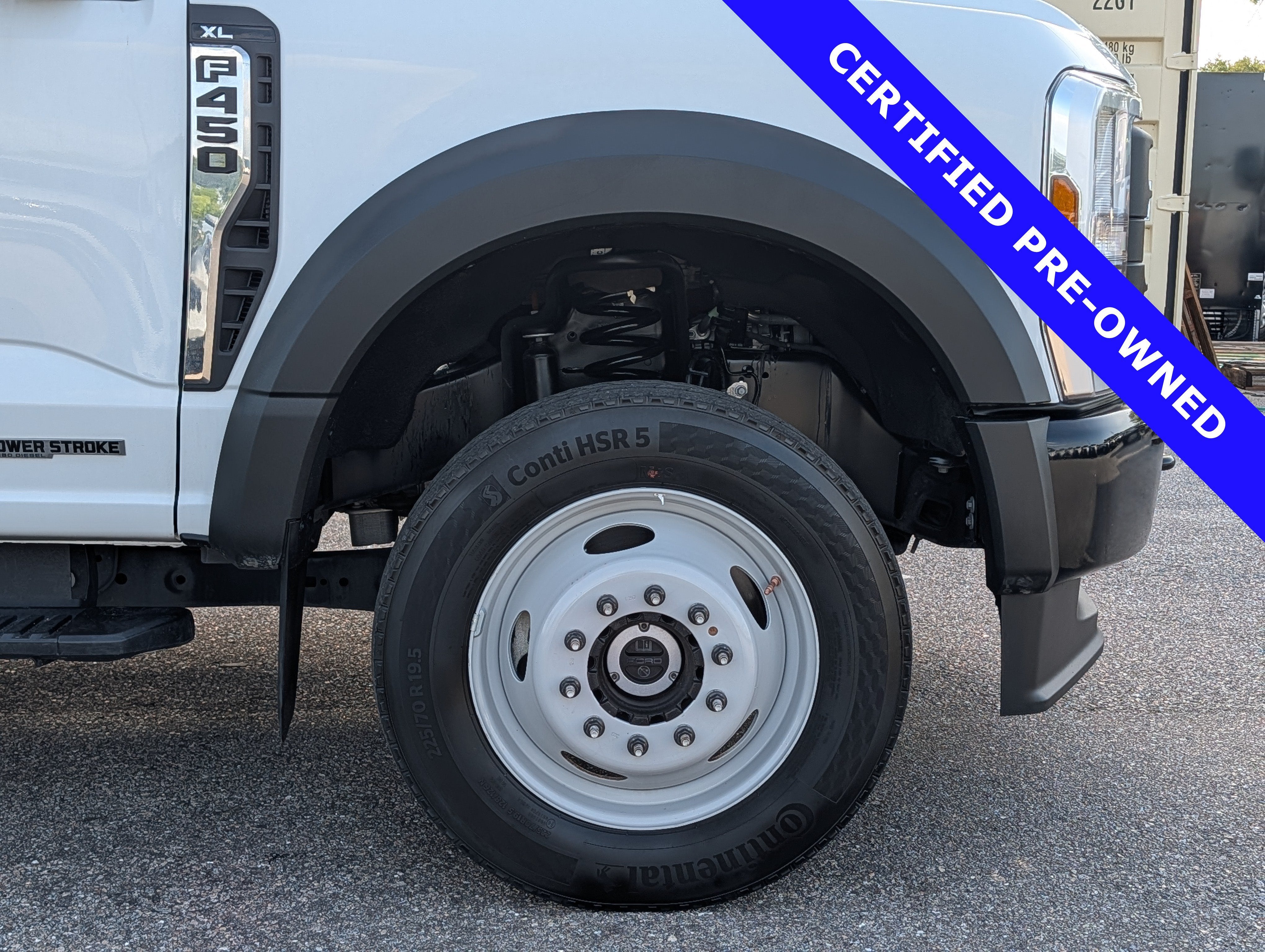 2024 Ford F-450 Chassis Cab XL