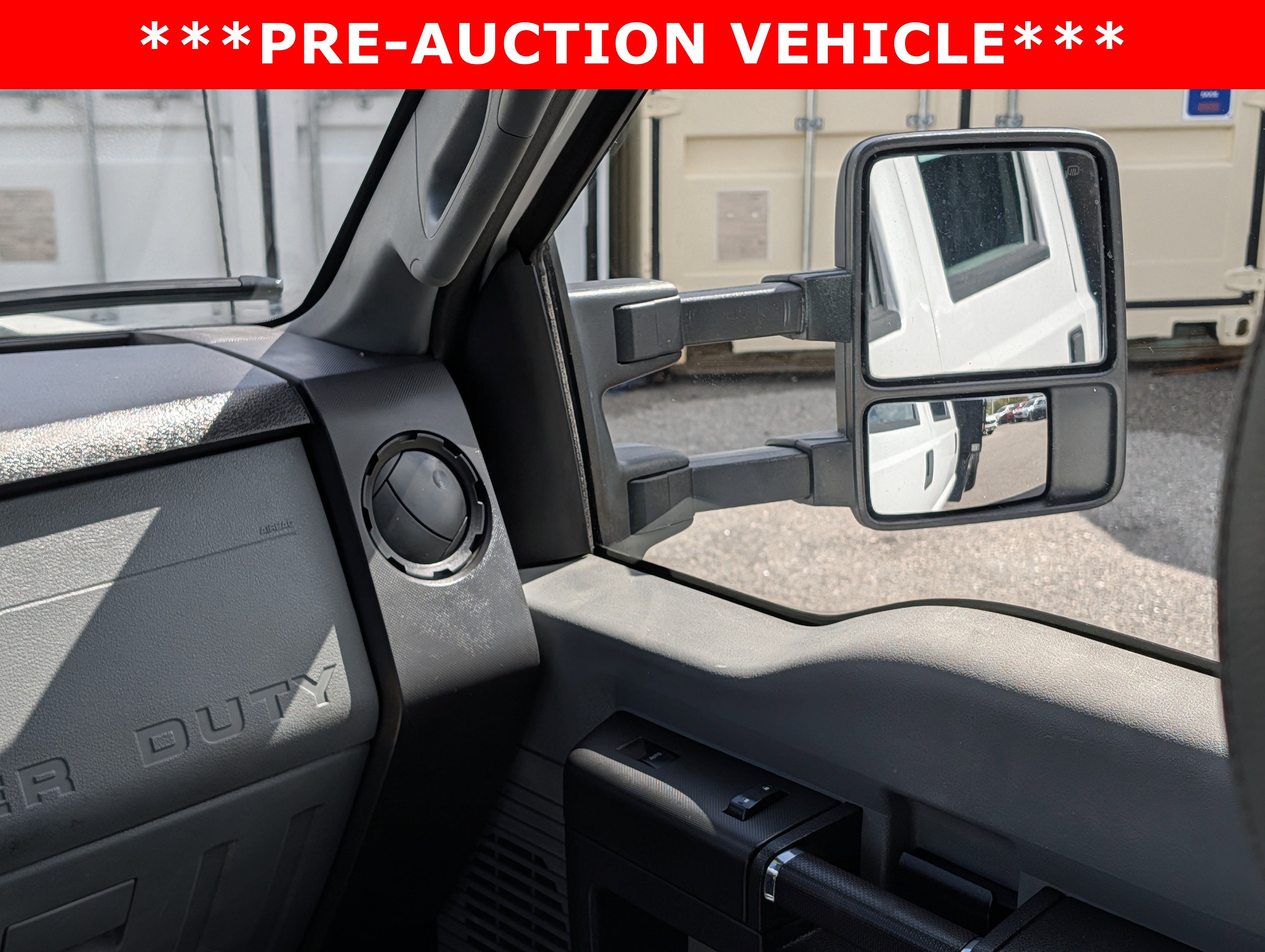 2016 Ford F-550 Chassis Cab XL