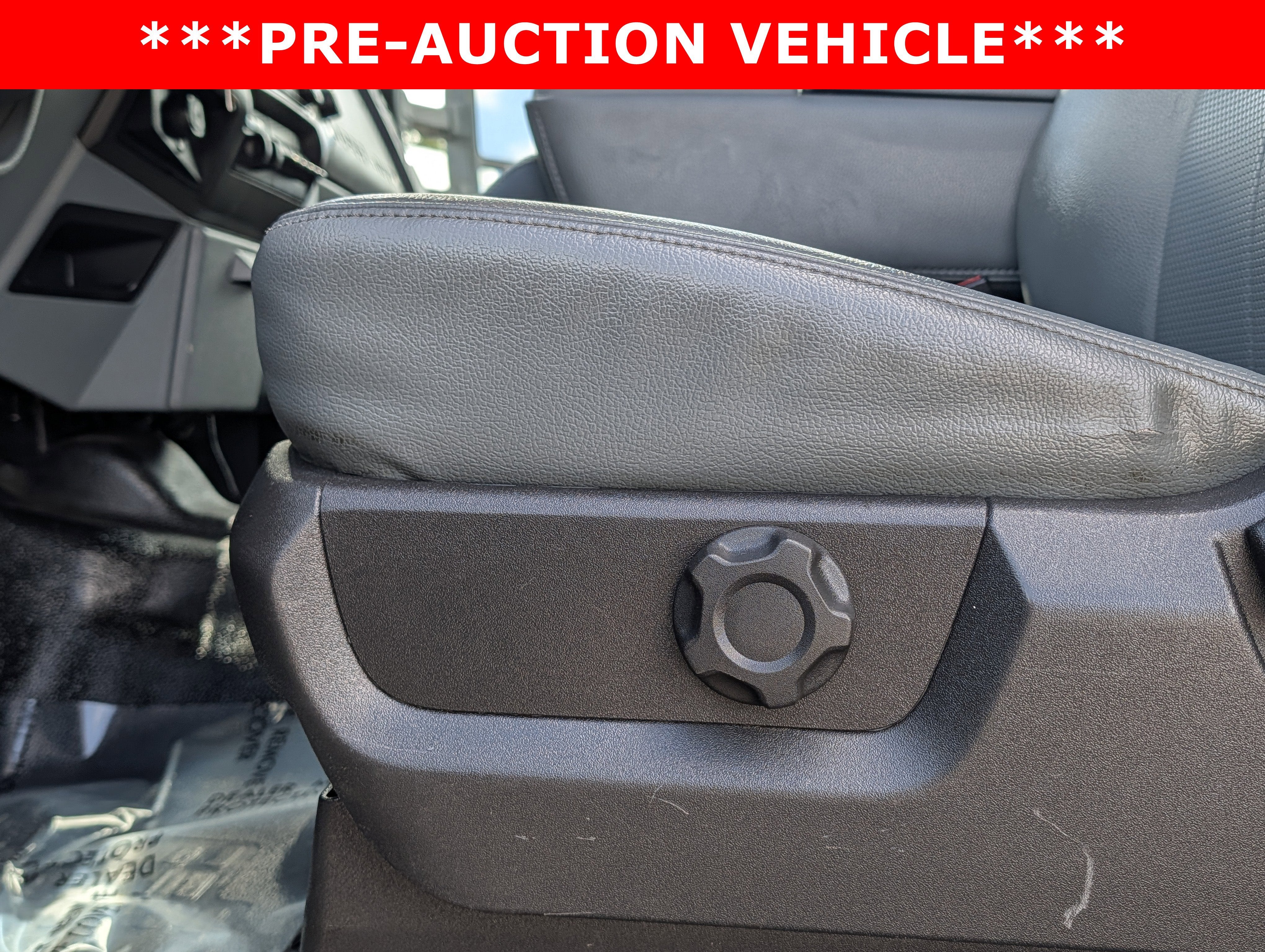 2016 Ford F-550 Chassis Cab XL