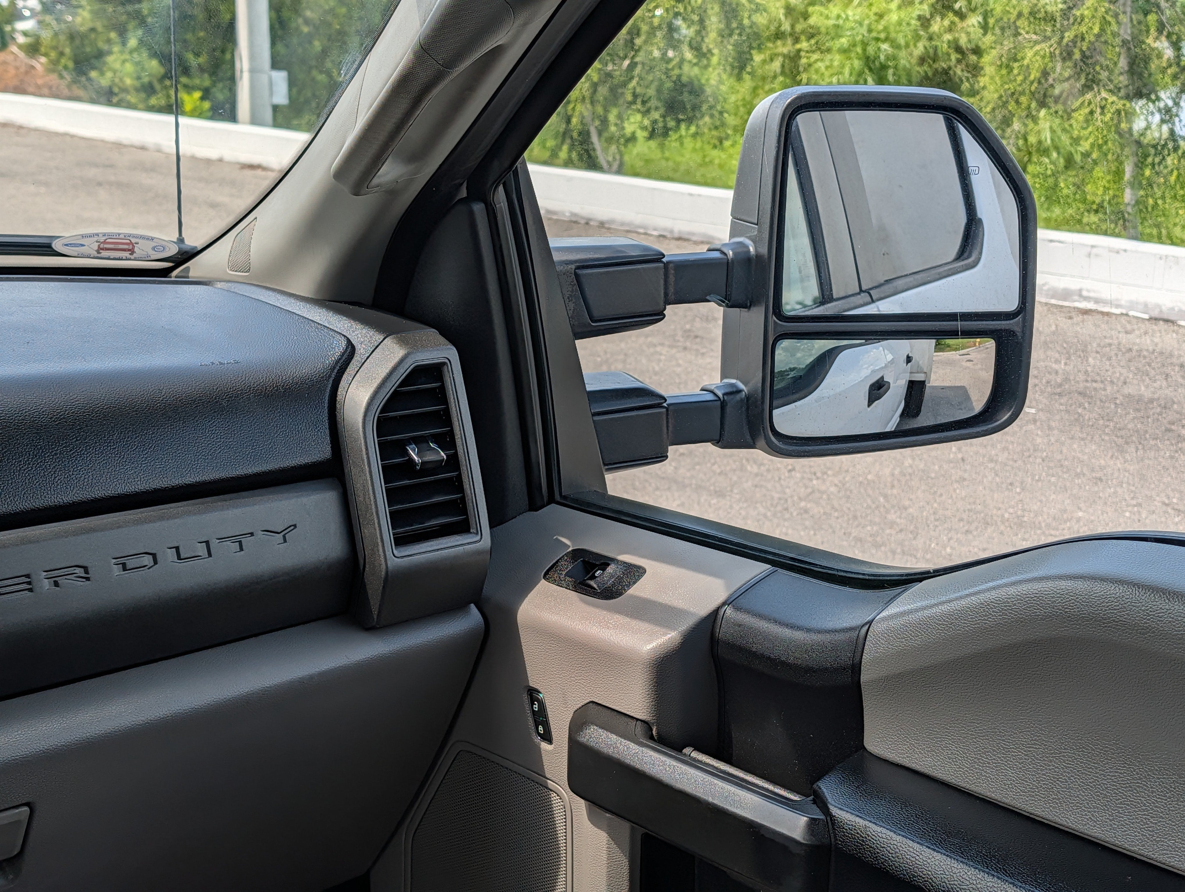2020 Ford F-350 Chassis Cab XL