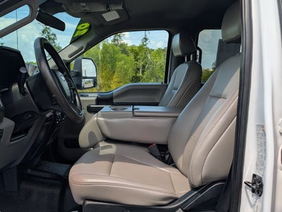 2020 Ford F-350 Chassis Cab XL