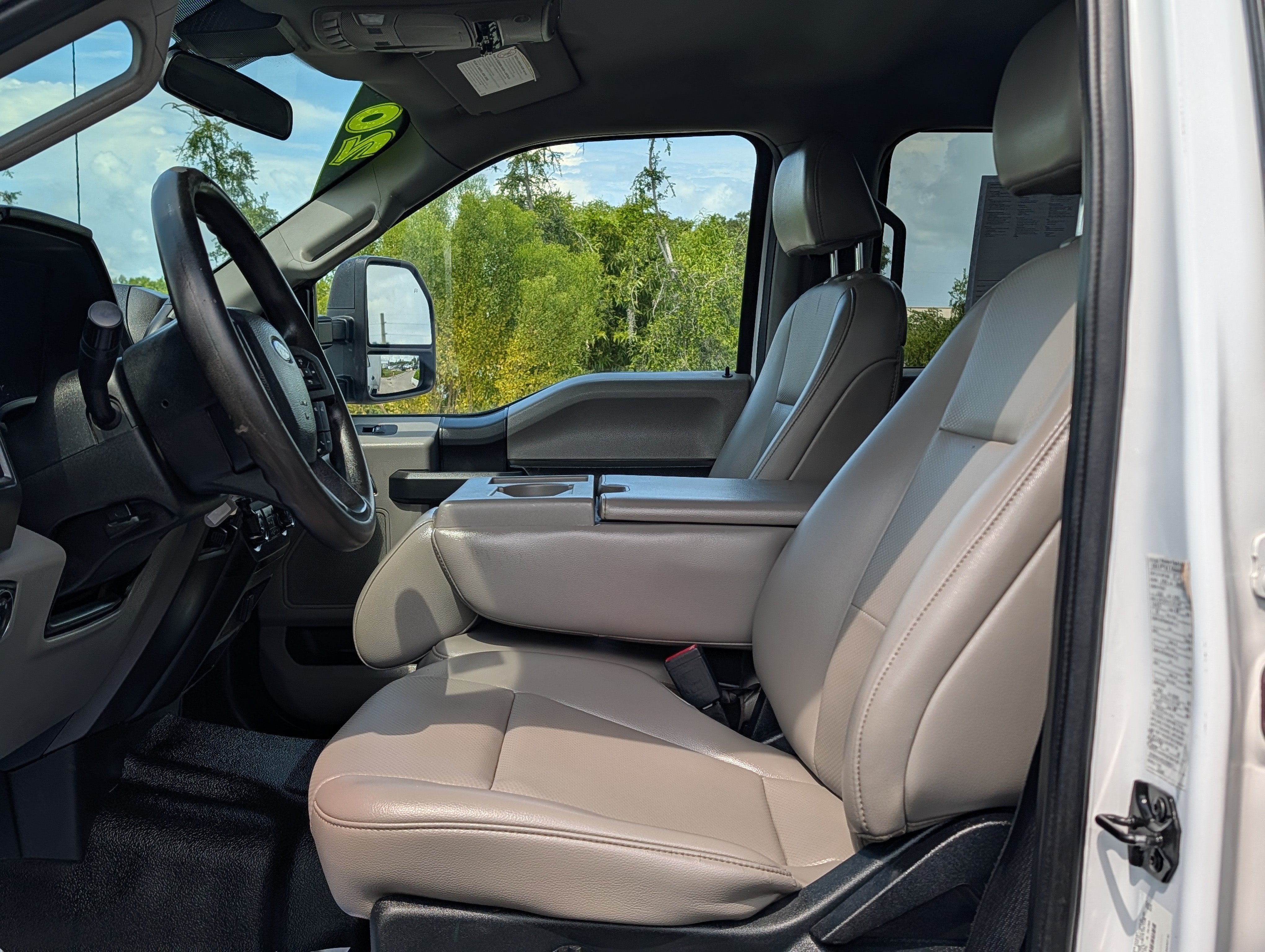 2020 Ford F-350 Chassis Cab XL