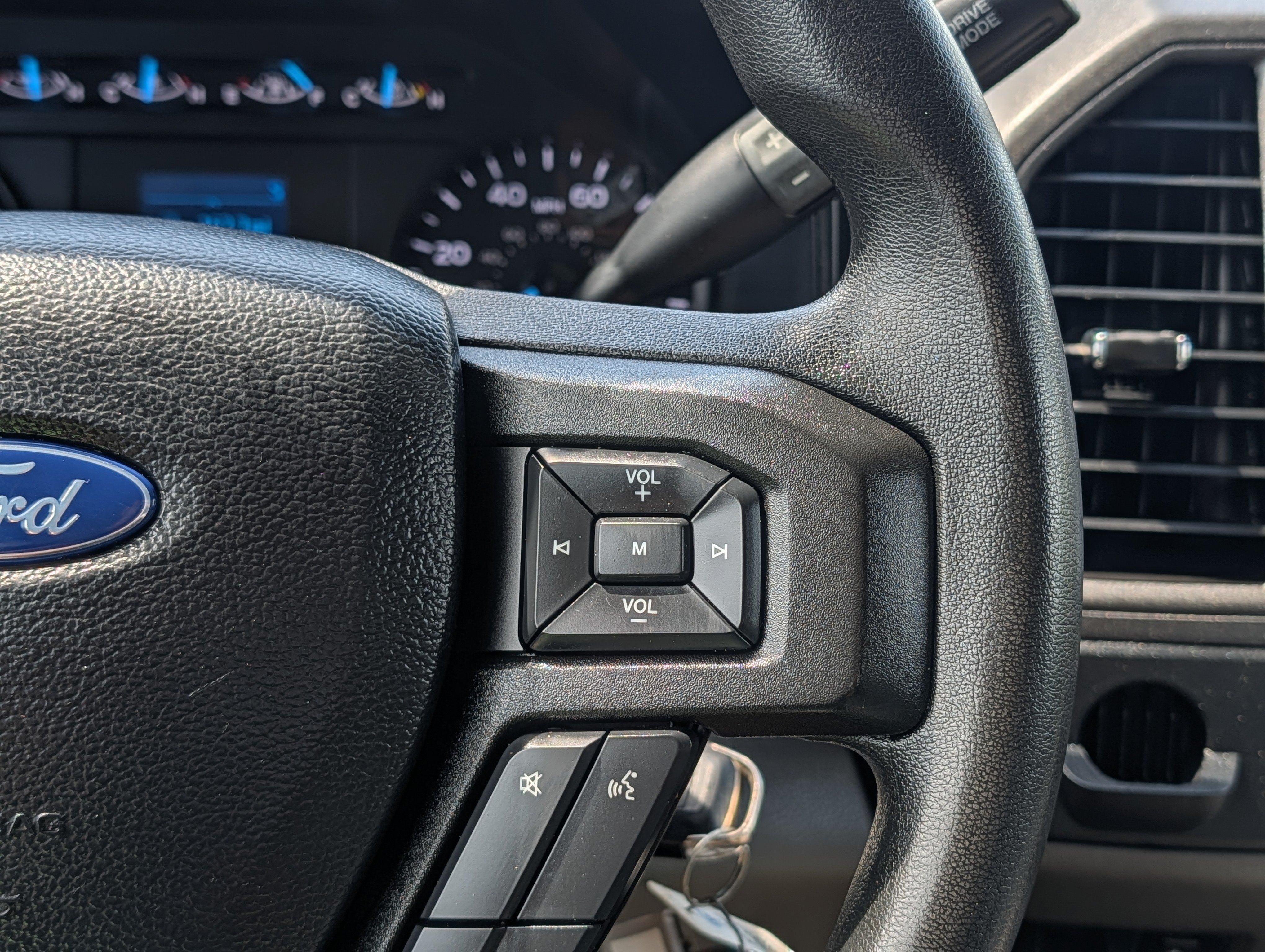 2020 Ford F-350 Chassis Cab XL