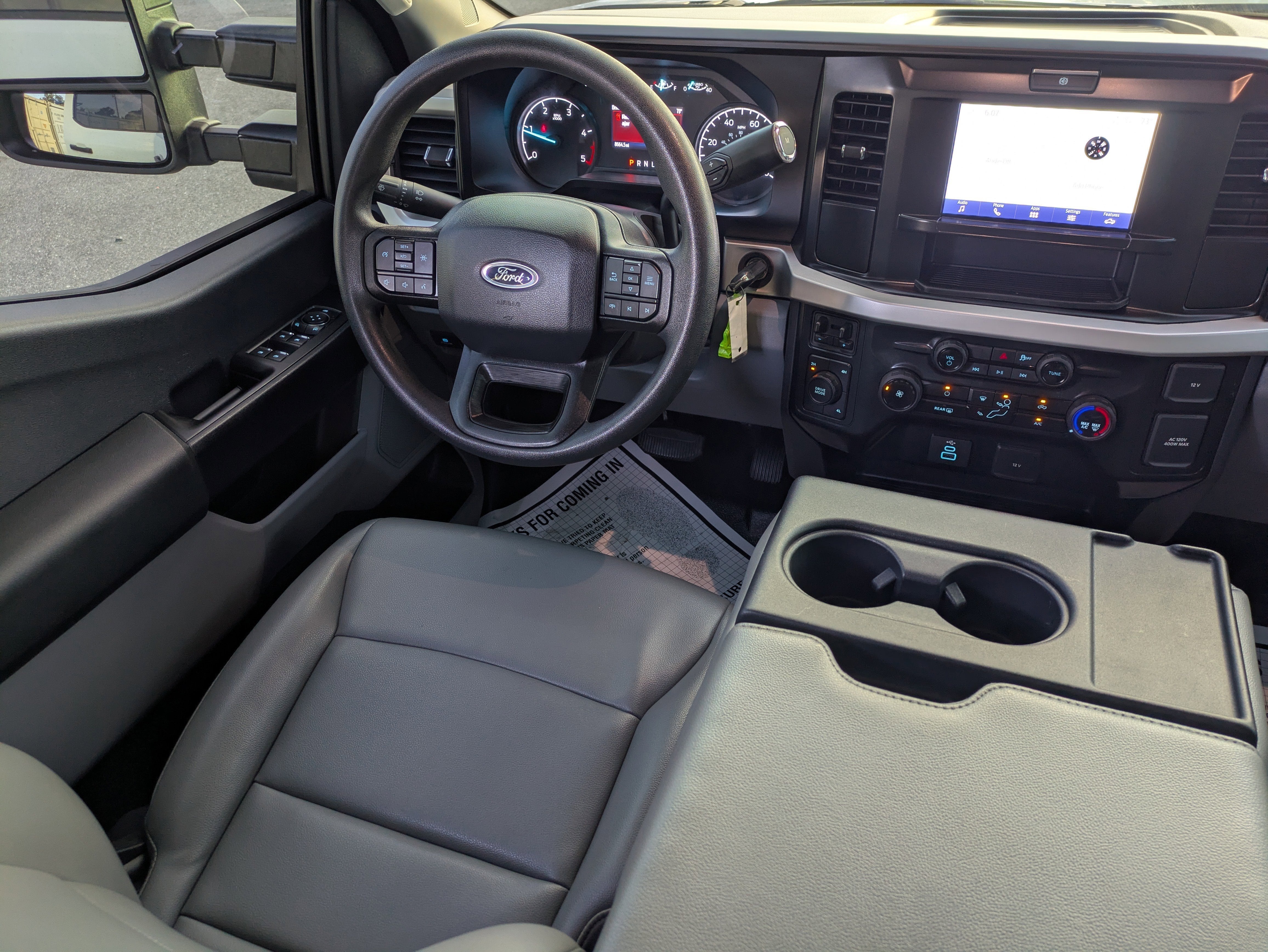 2025 Ford F-350 Chassis Cab XL